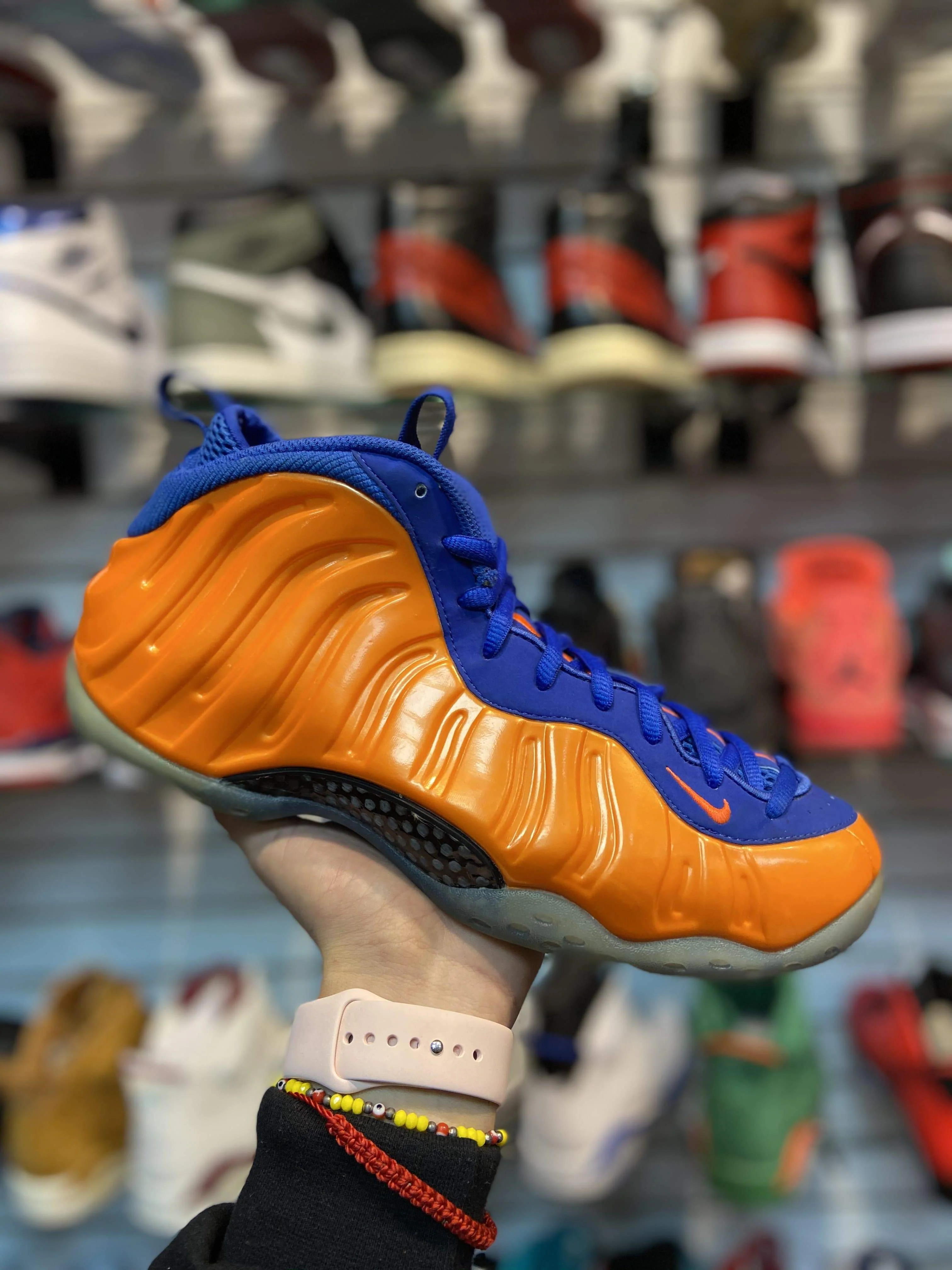 Air Foamposite One “Knicks” - Image 2