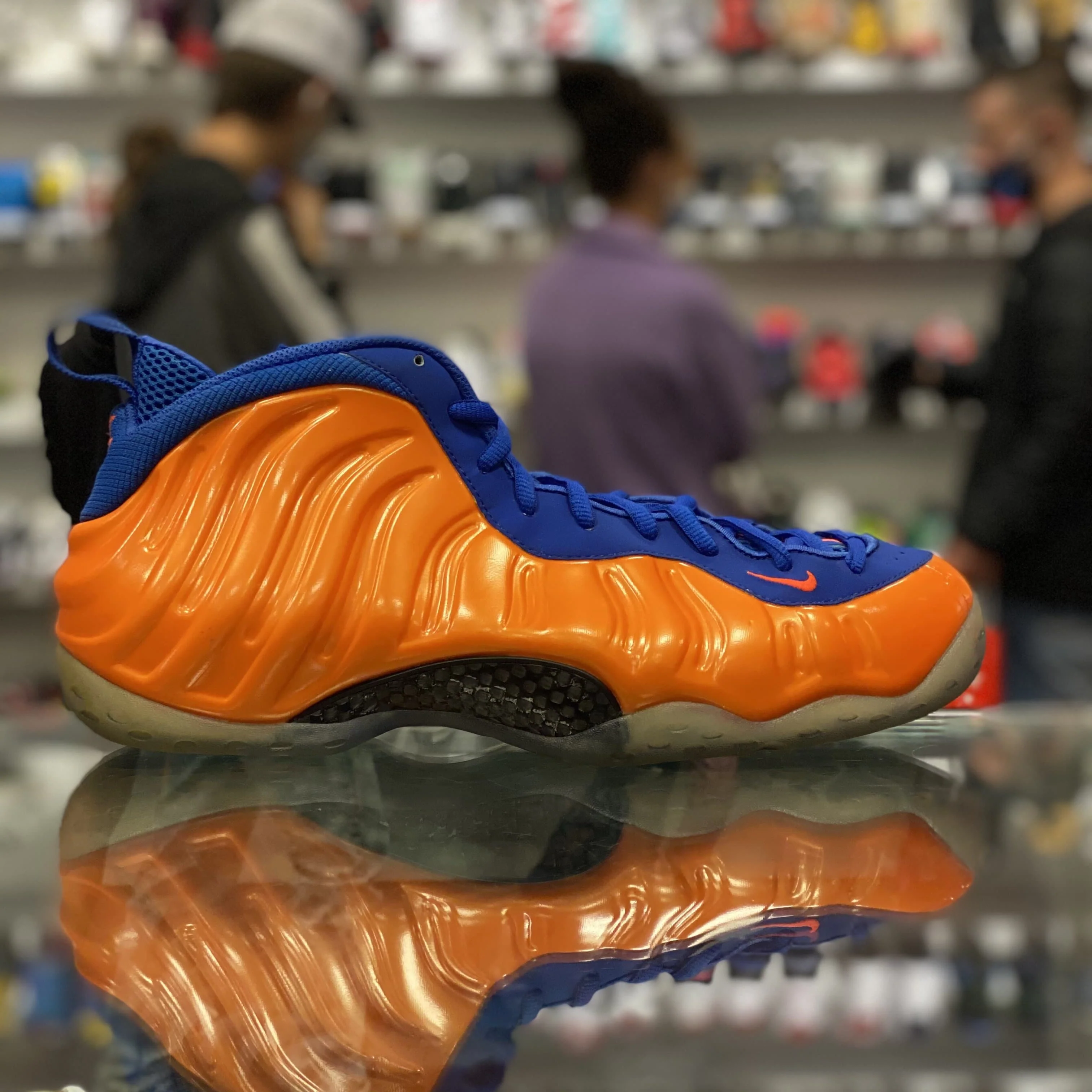 Air Foamposite One “Knicks” - Image 4
