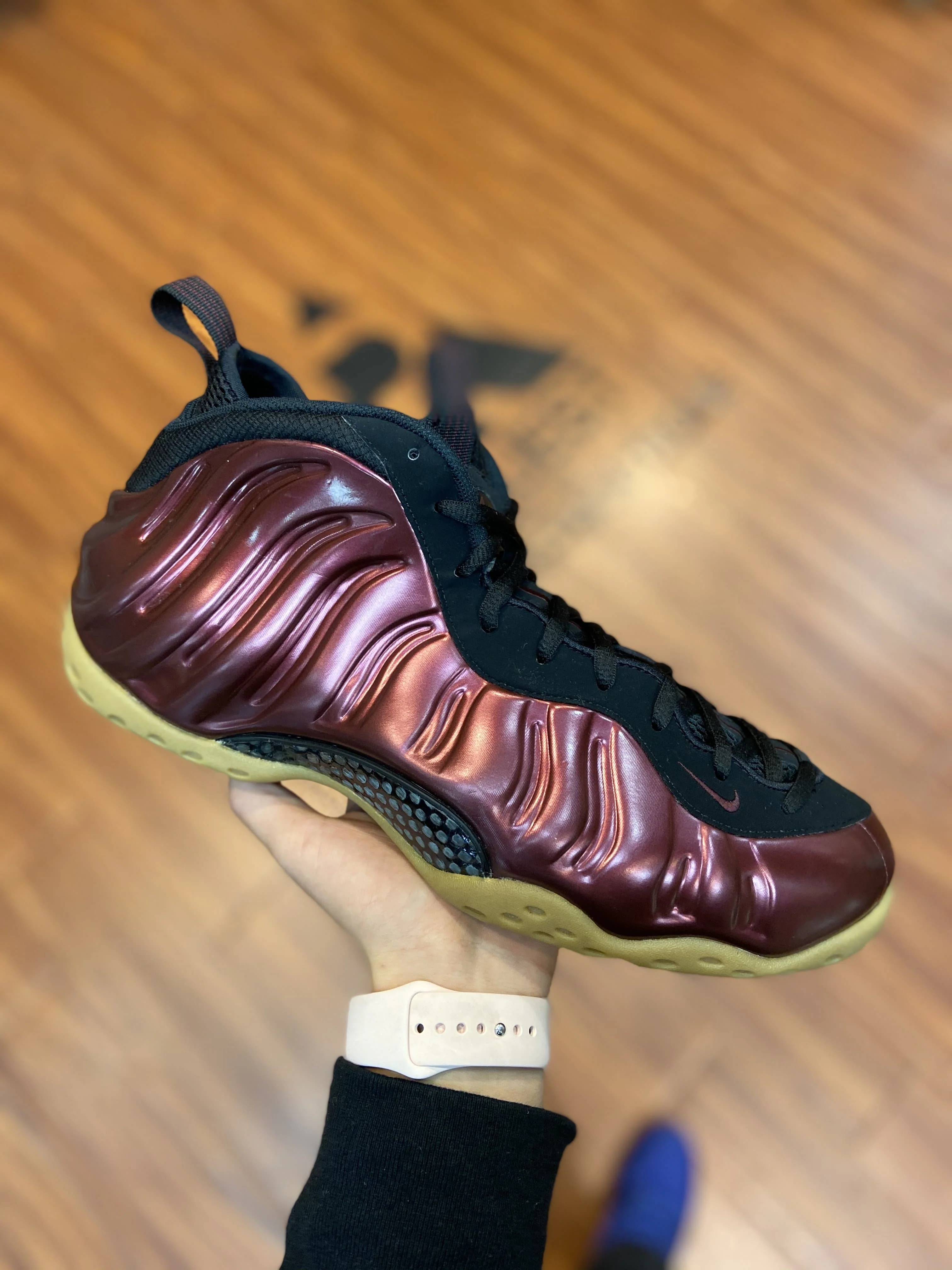 Air Foamposite One “Maroon” - Image 2