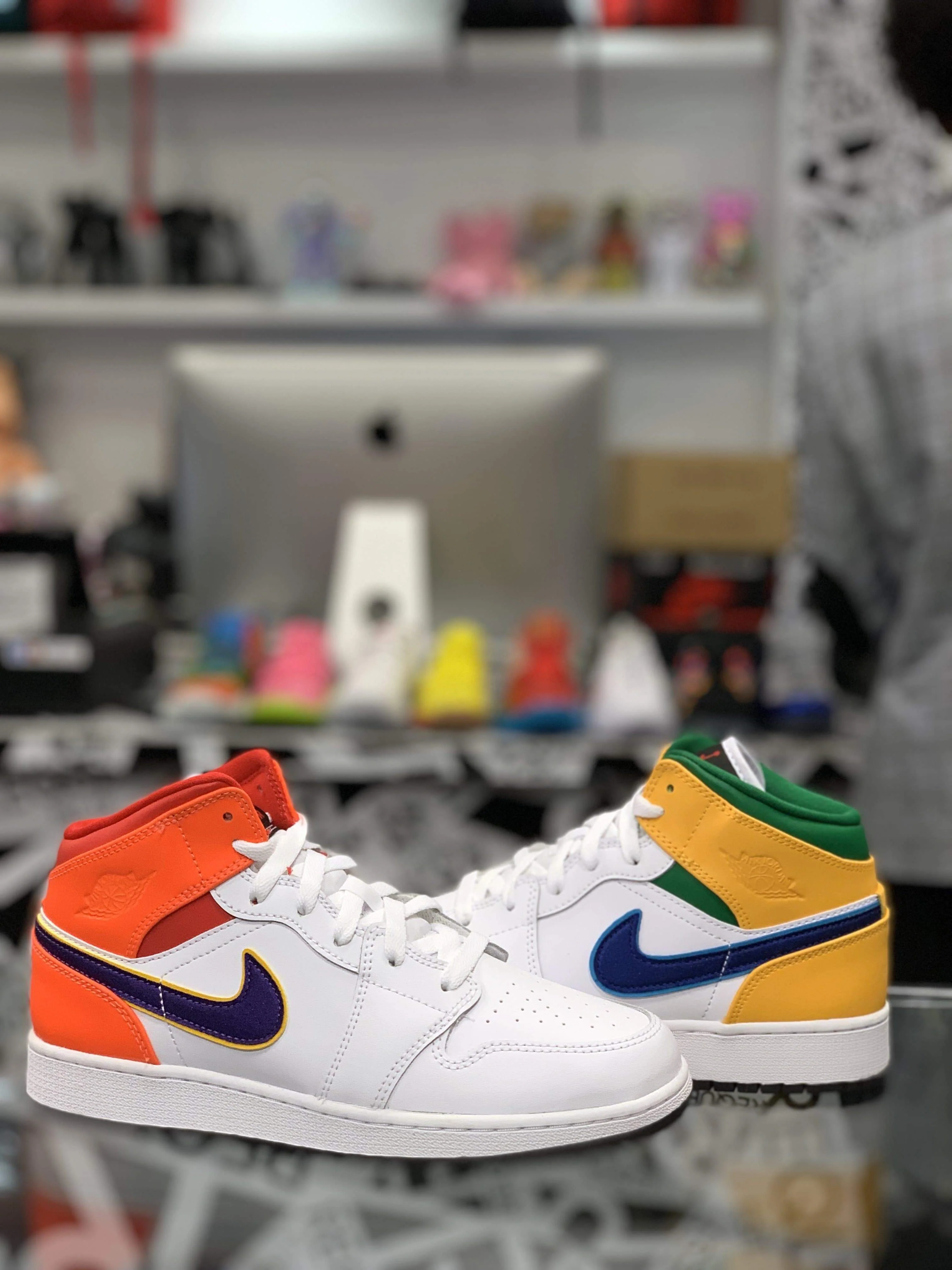Air Jordan 1 Mid “Alternate Multicolor” - Image 2