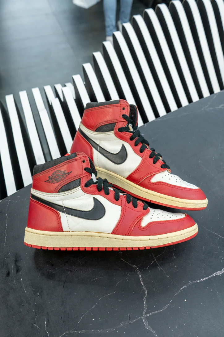 Air Jordan 1 Retro “Chicago 1985” - Image 2