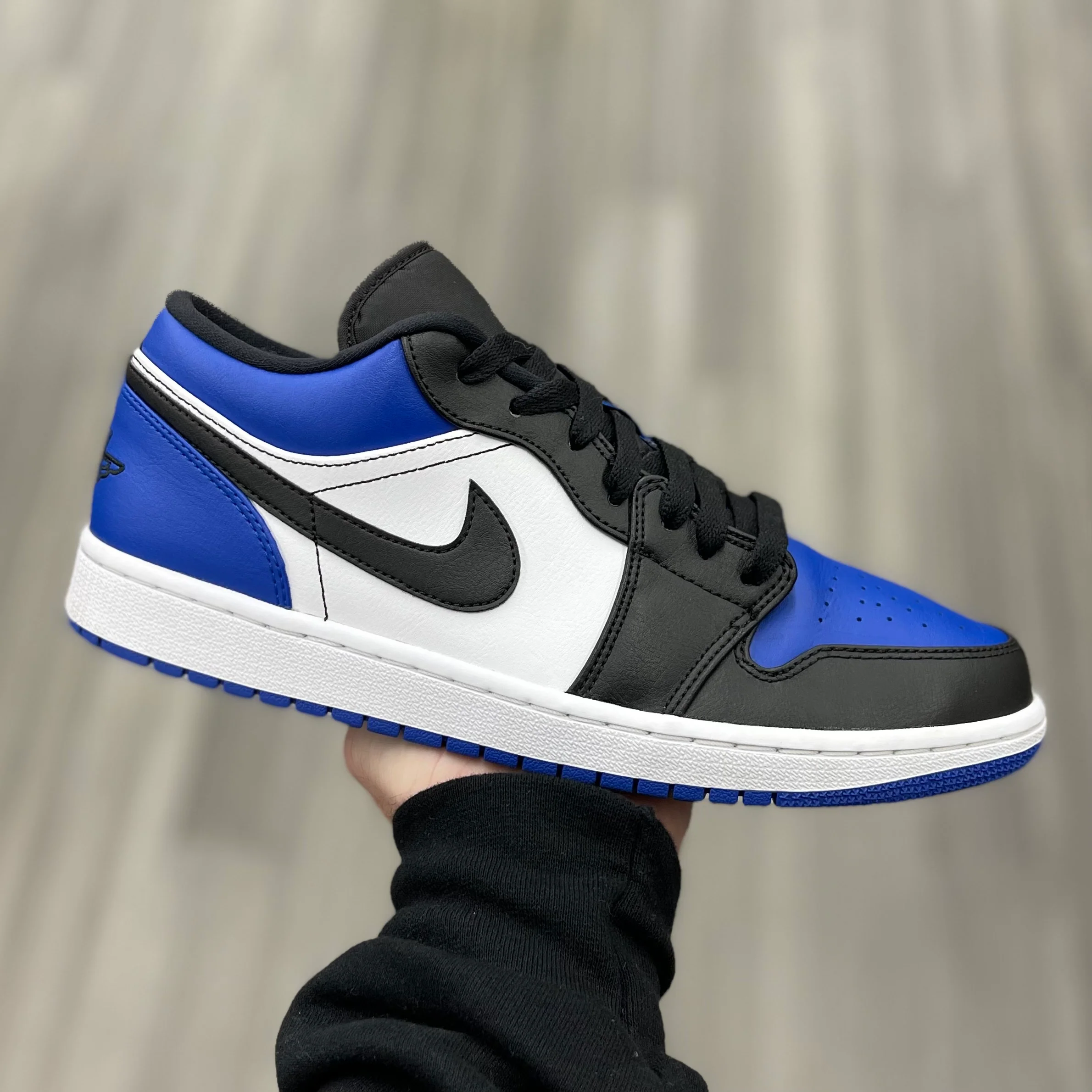 Air Jordan 1 Retro Low “Royal Toe” - Image 4