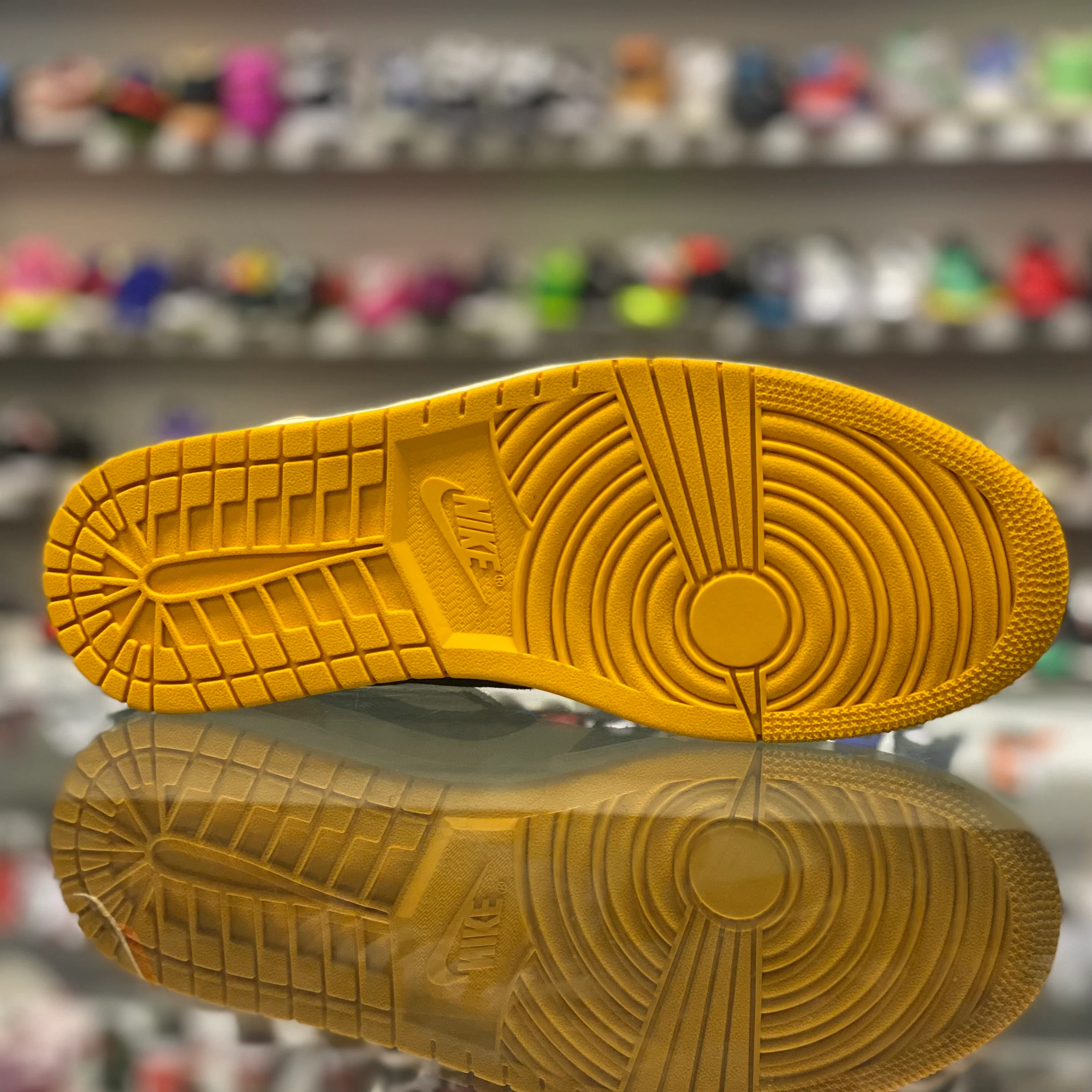 Air Jordan 1 Retro Low “ University Gold Black” - Image 3