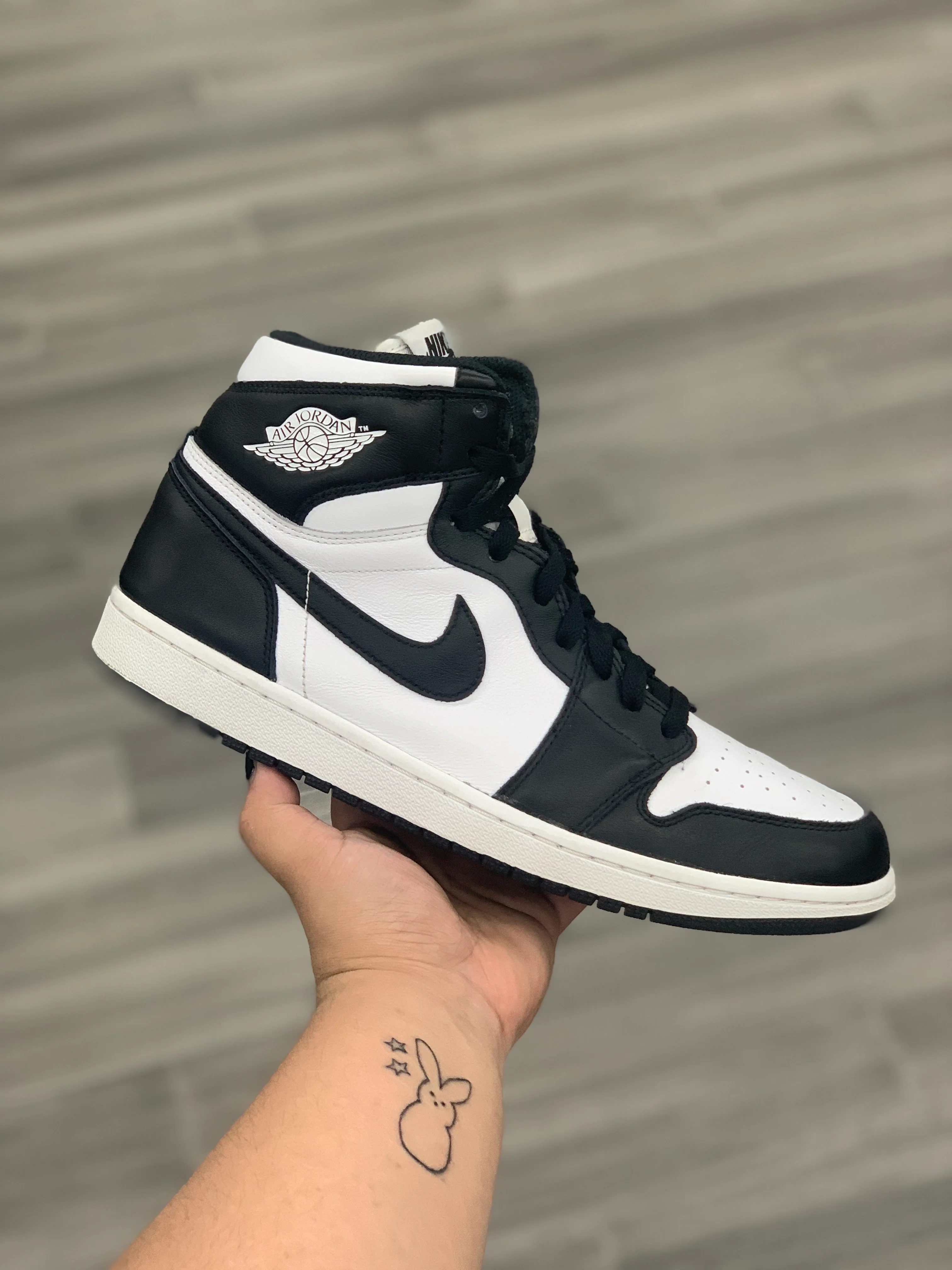 Air Jordan 1 Retro “White Black 2014” - Image 2