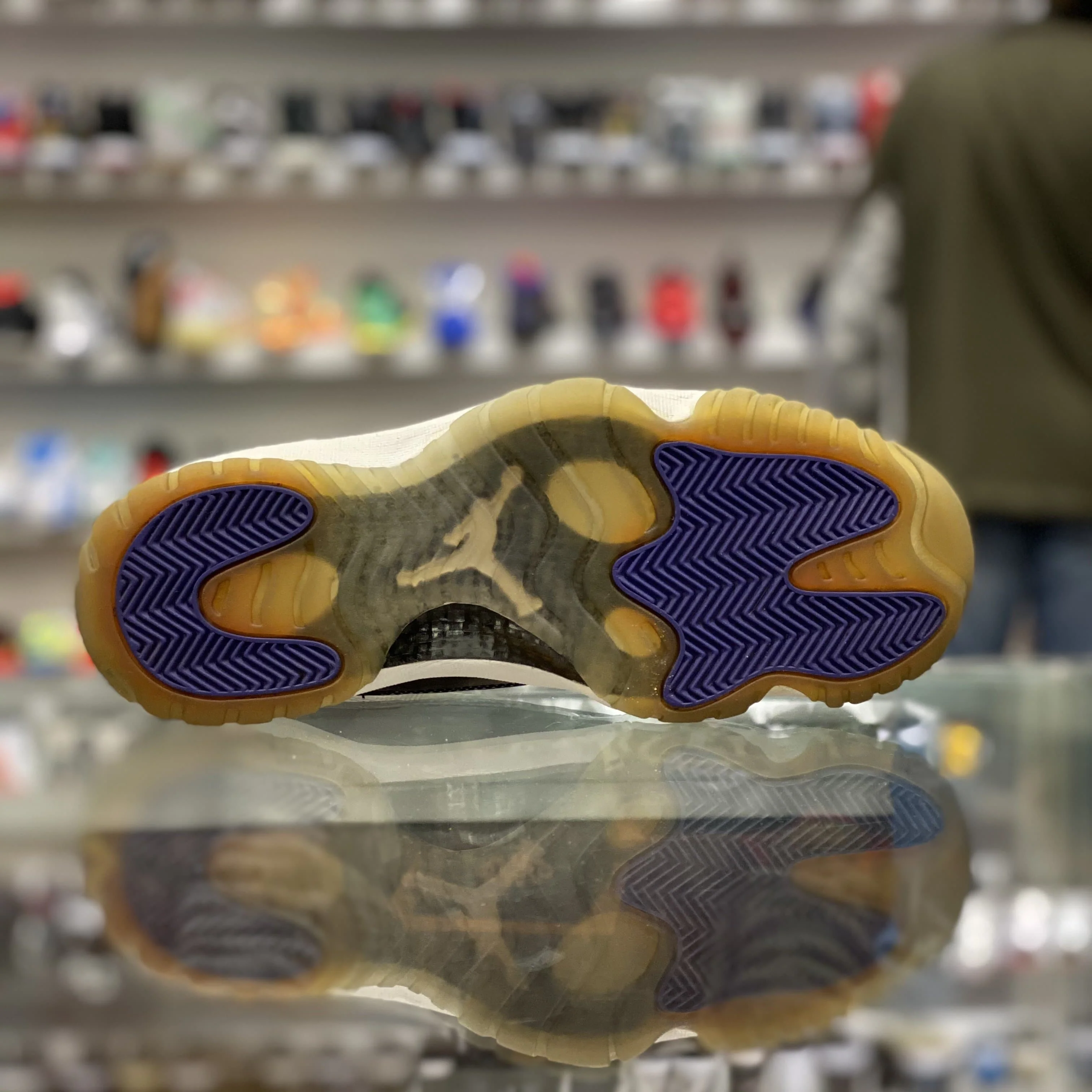 Air Jordan 11 Retro 2011 “Concord” - Image 10