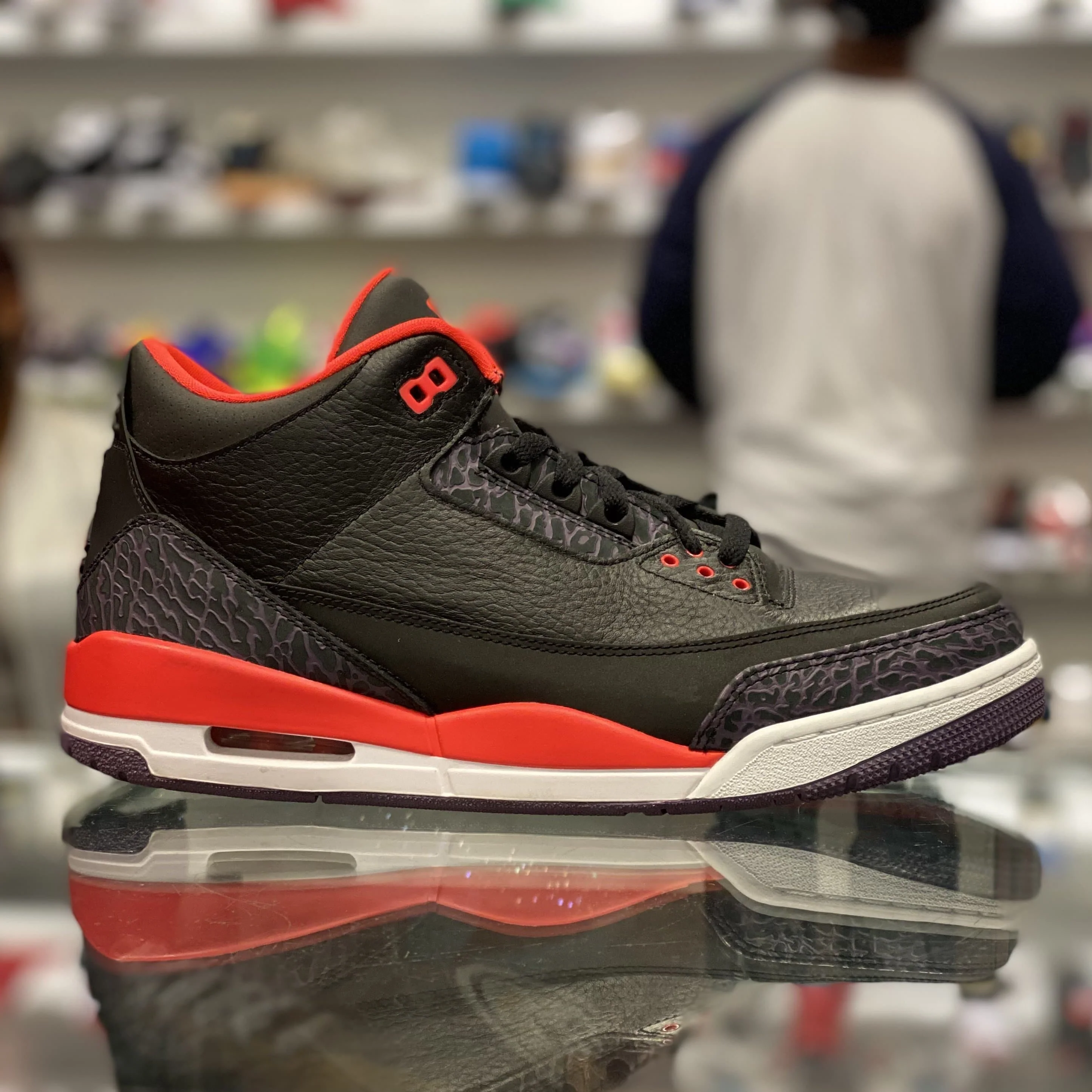 Air Jordan 3 Retro "Crimson“ - Image 3