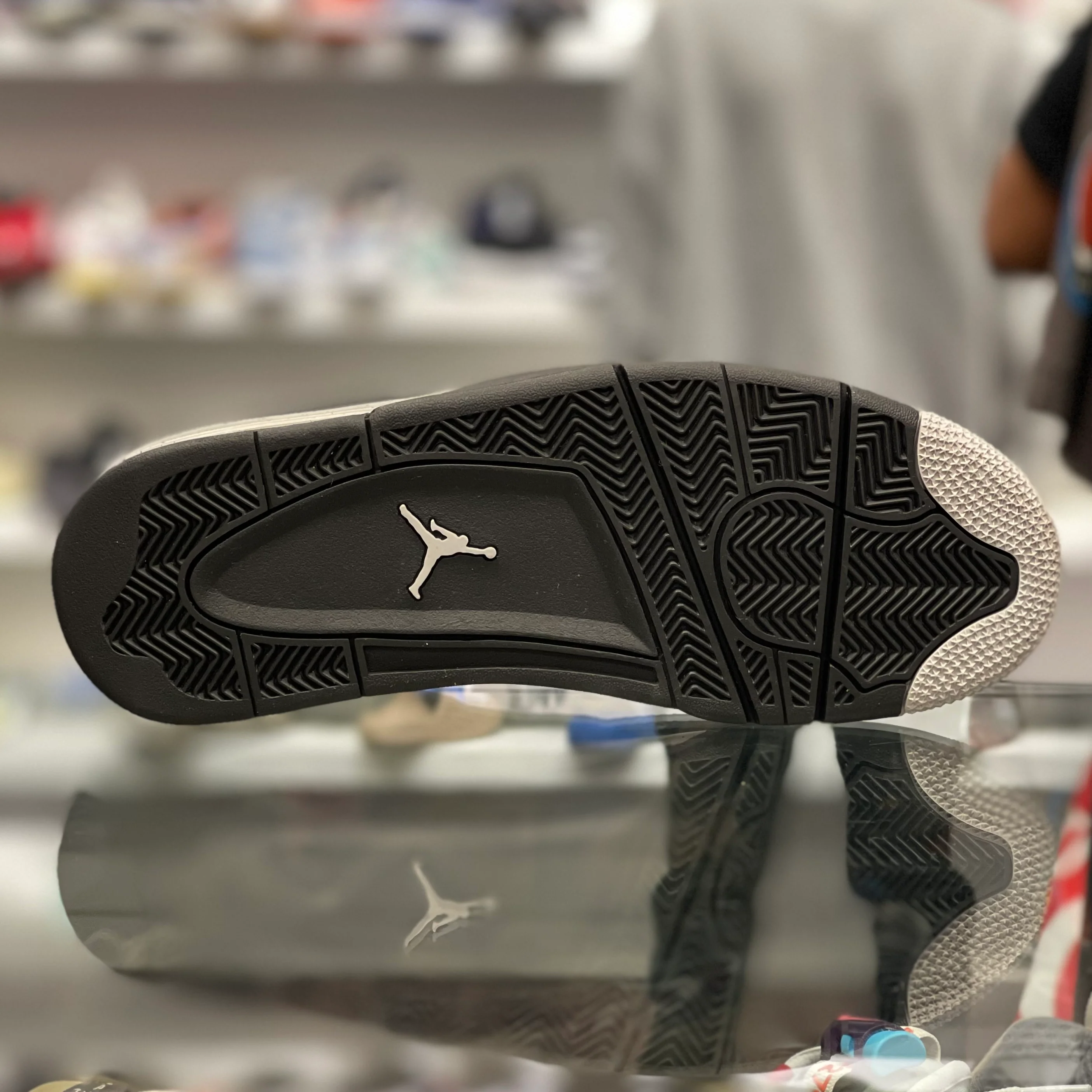Air Jordan 4 Retro “Oreo” - Image 12