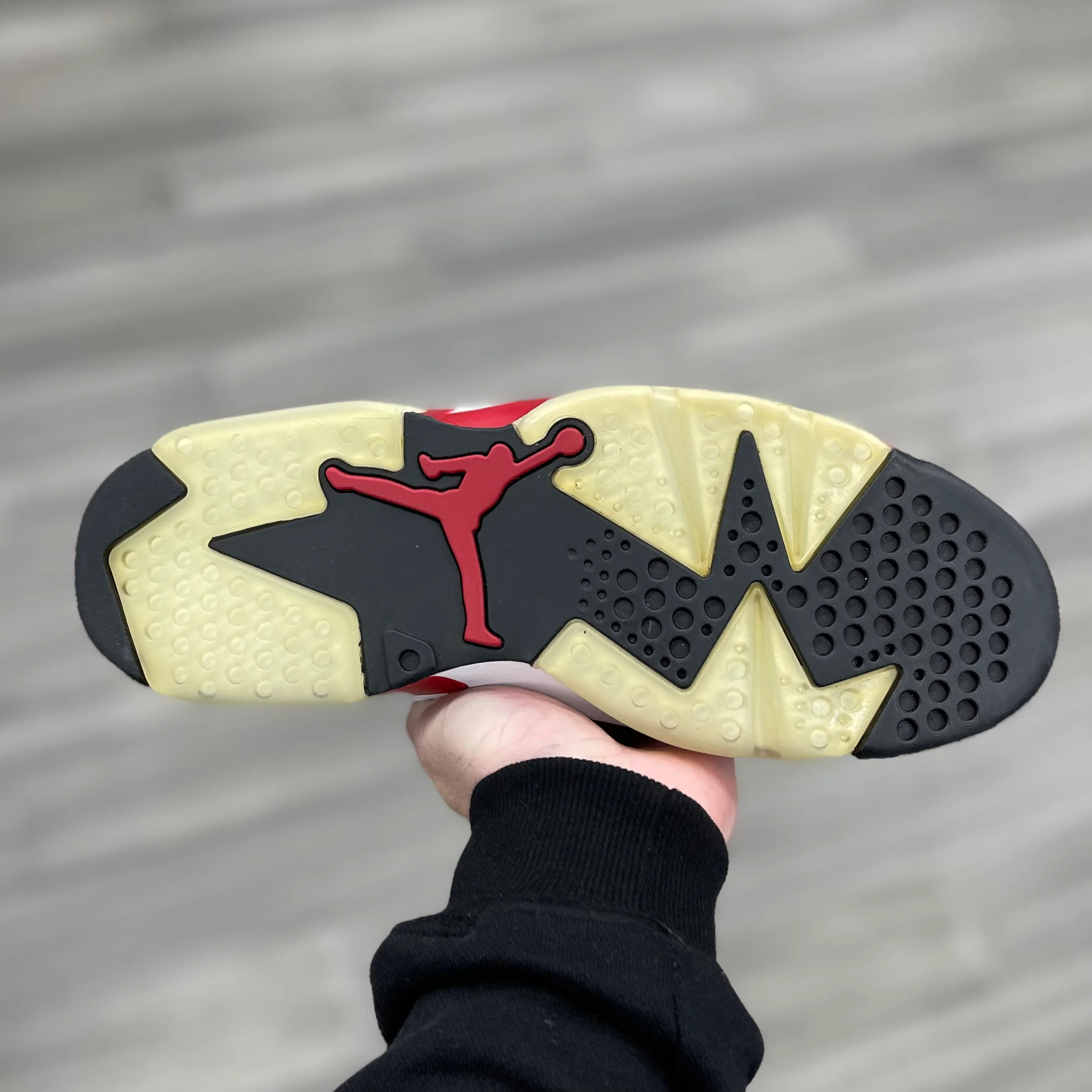 Air Jordan 6 Retro “Bulls 2010" - Image 3