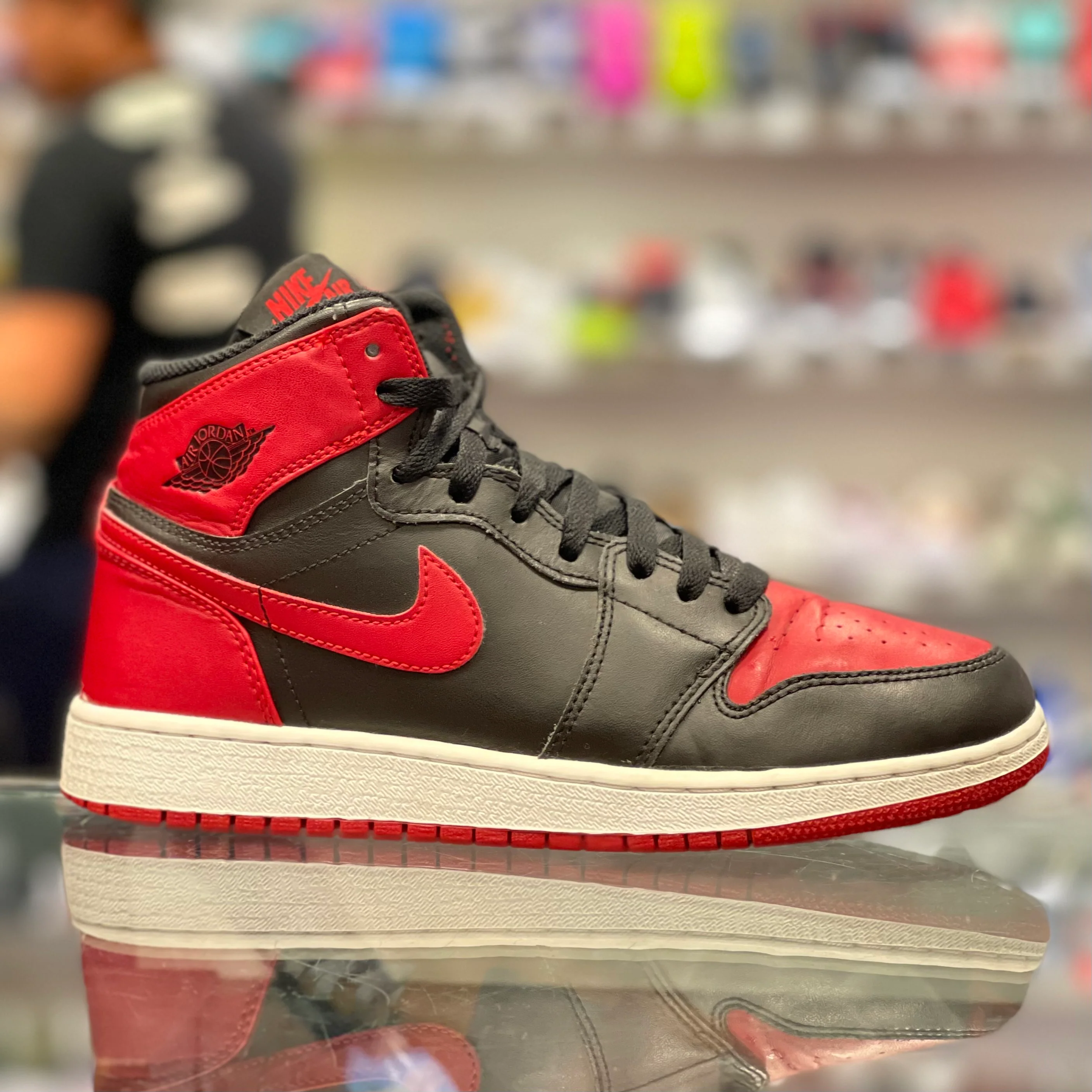 Air Jordan Retro 1 “2013 Bred” - Image 17