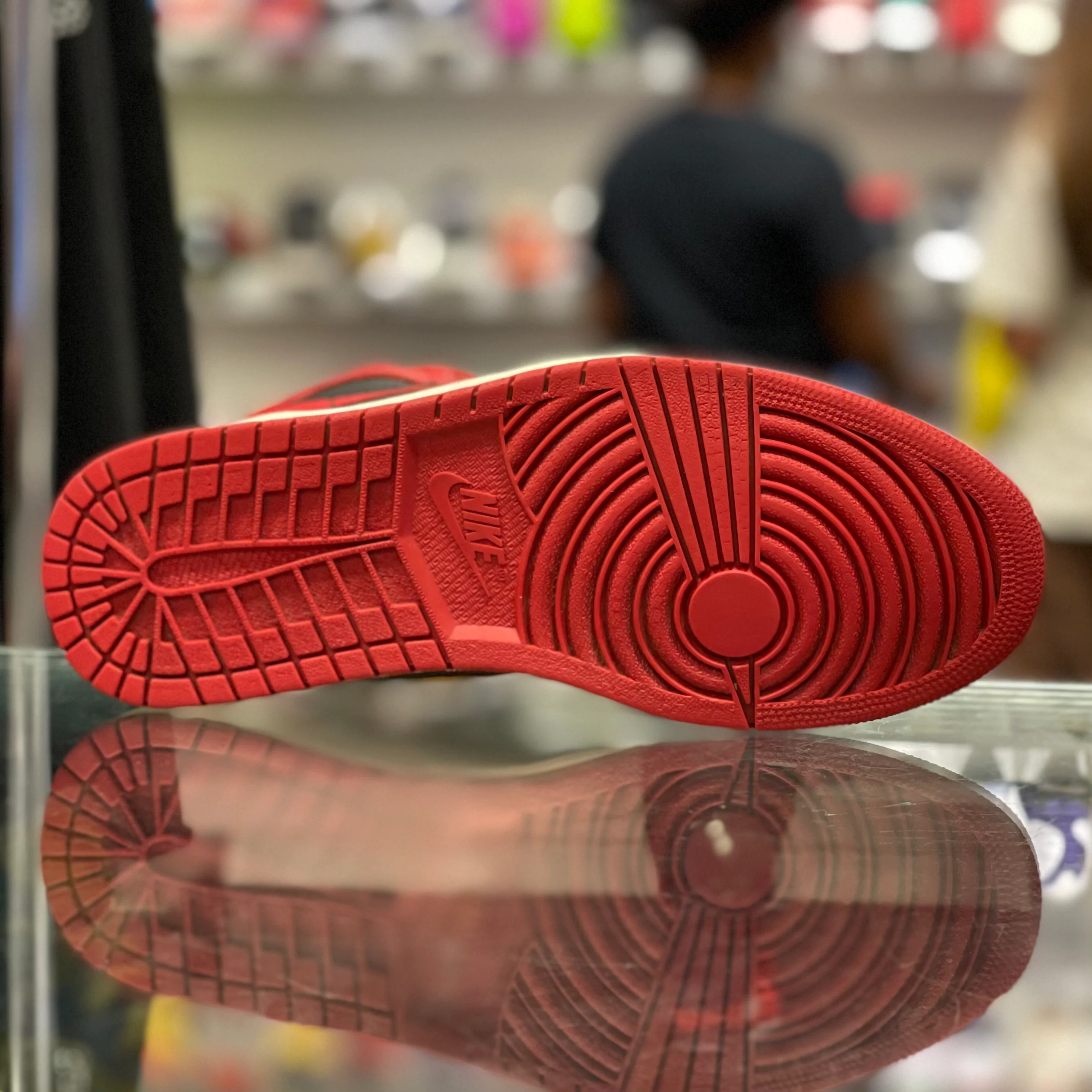 Air Jordan Retro 1 “2013 Bred” - Image 21