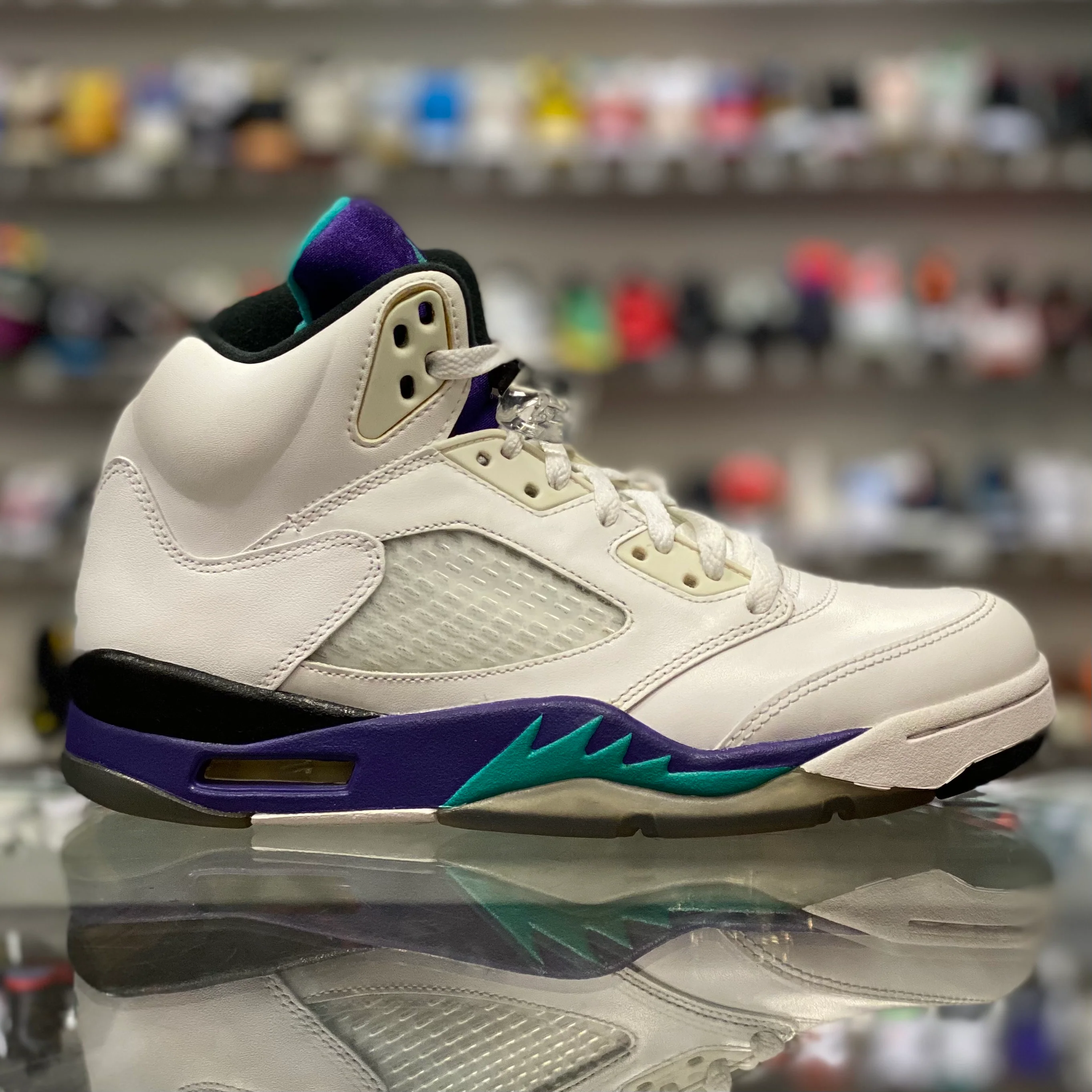 Air Jordan Retro 5 “Grape 2013” - Image 2