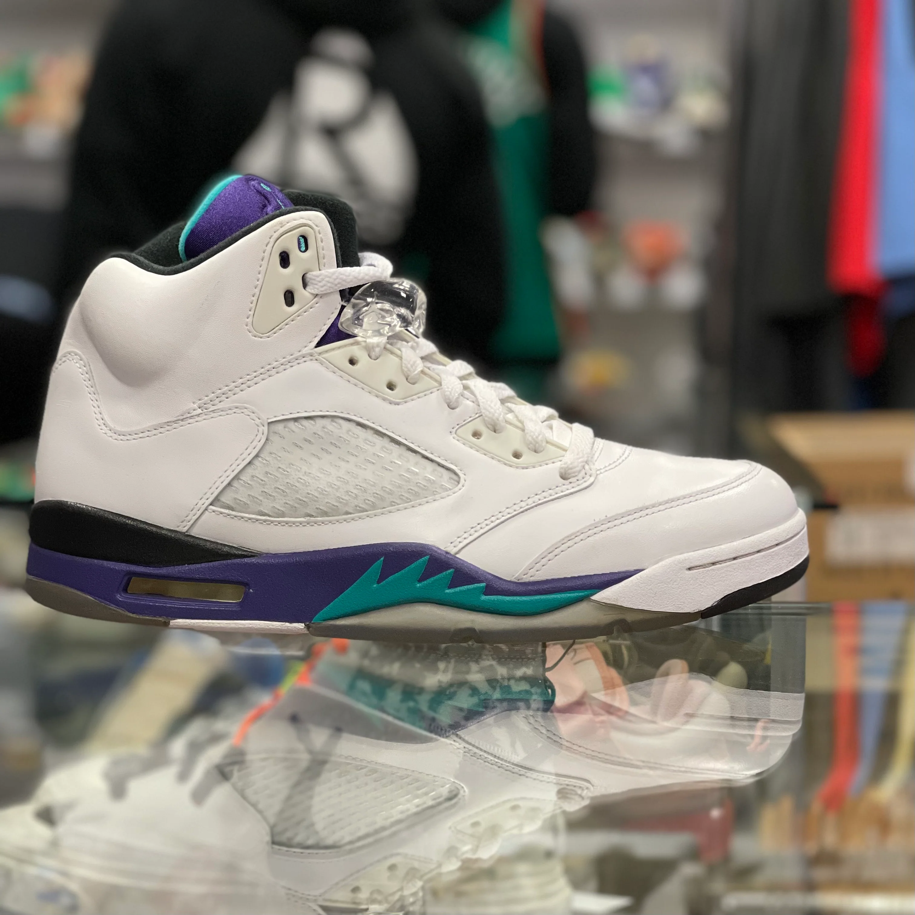 Air Jordan Retro 5 “Grape 2013” - Image 6