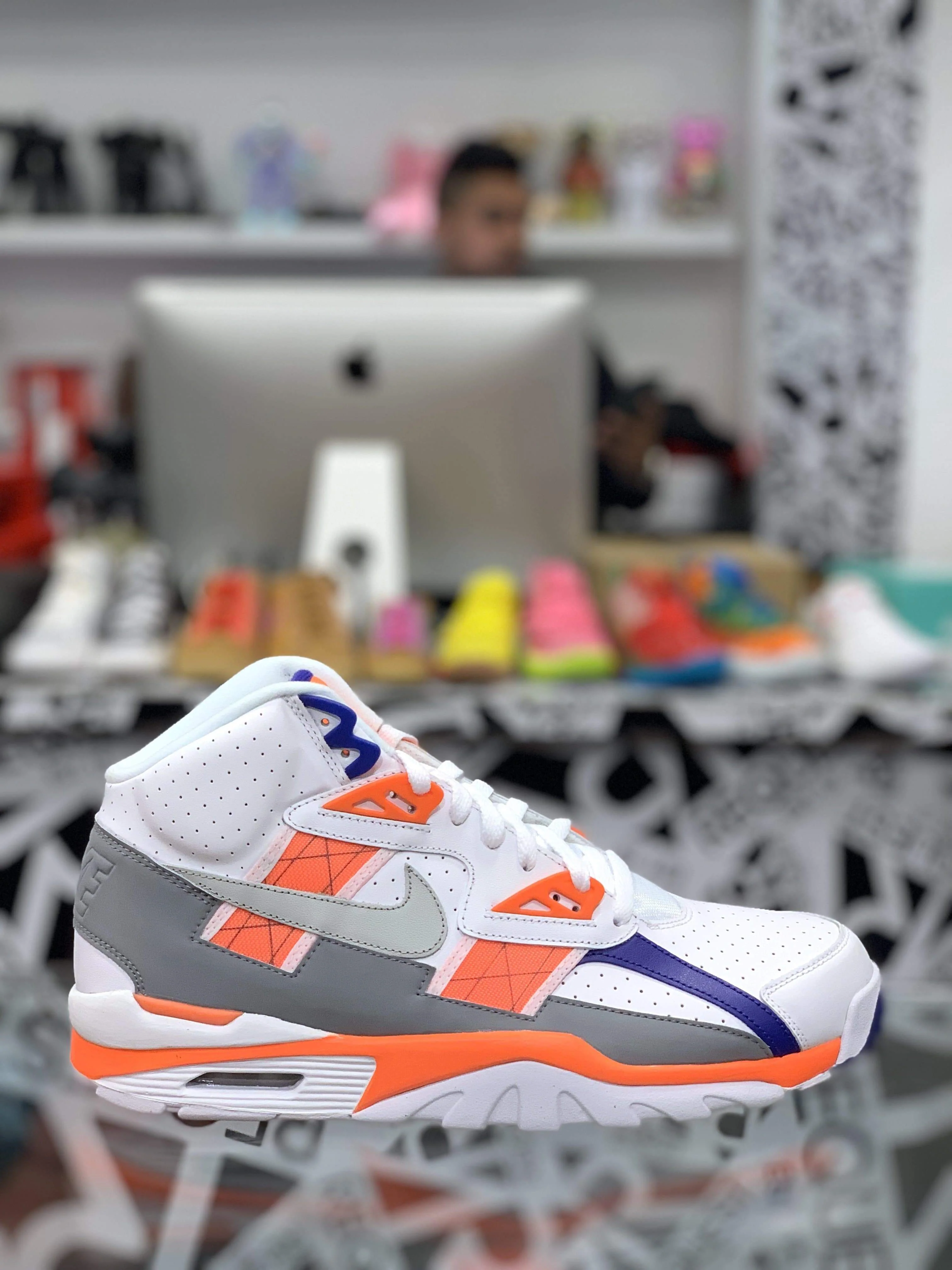 Air Trainer High Bo Jackson “White Orange”
