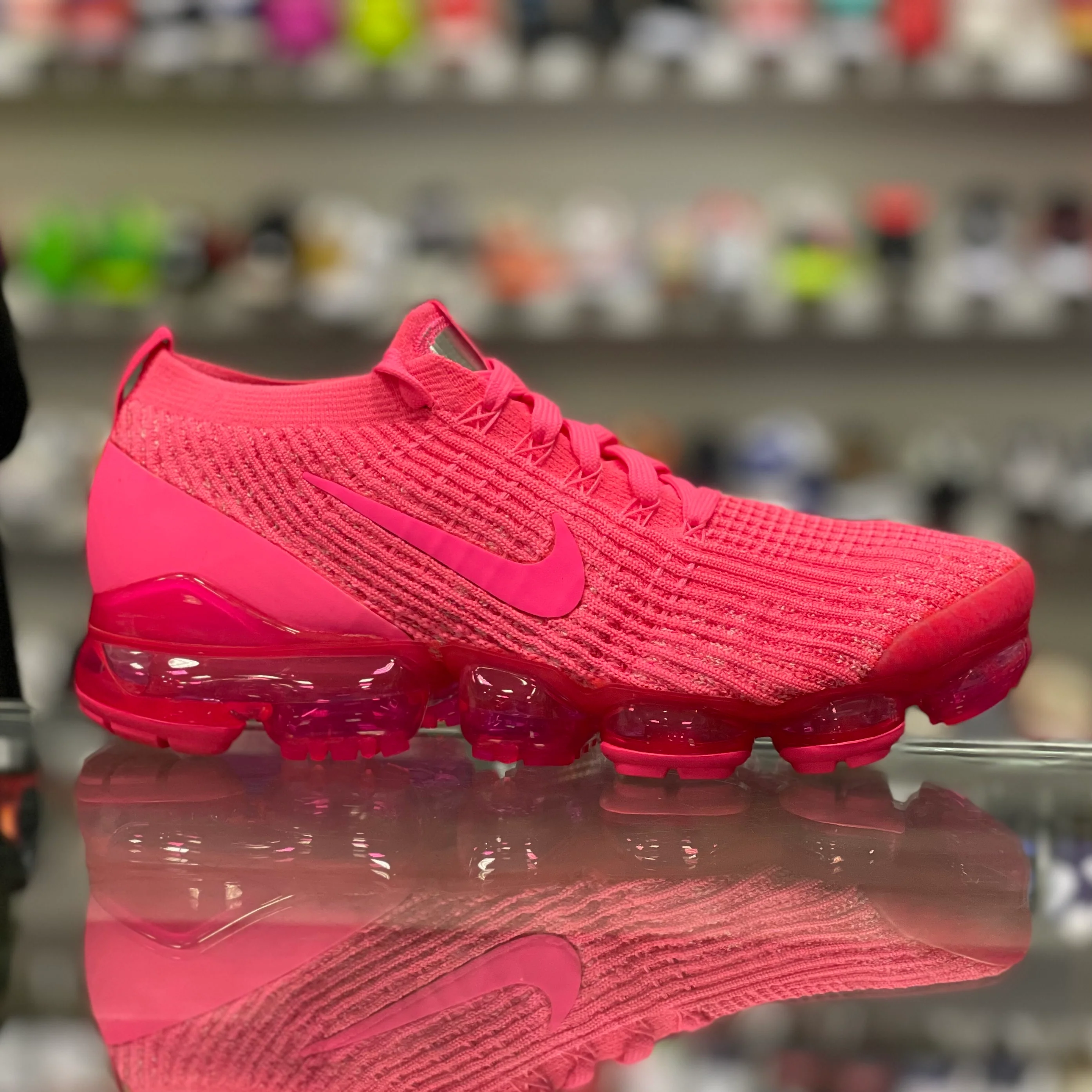 Air Vapomax Flyknit “Triple Pink (W)” - Image 2