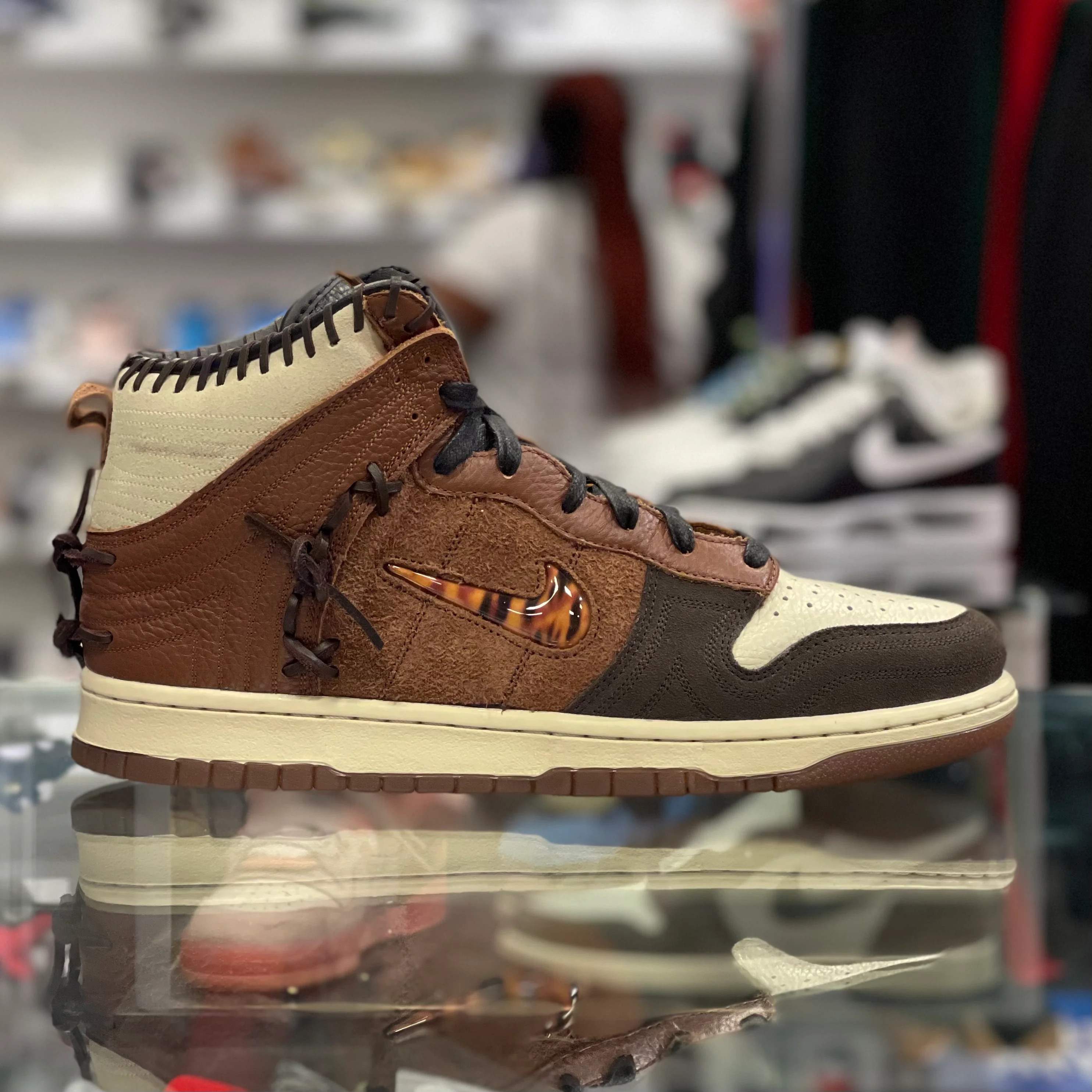 Dunk High Bodega “Legend Fauna Brown” - Image 8