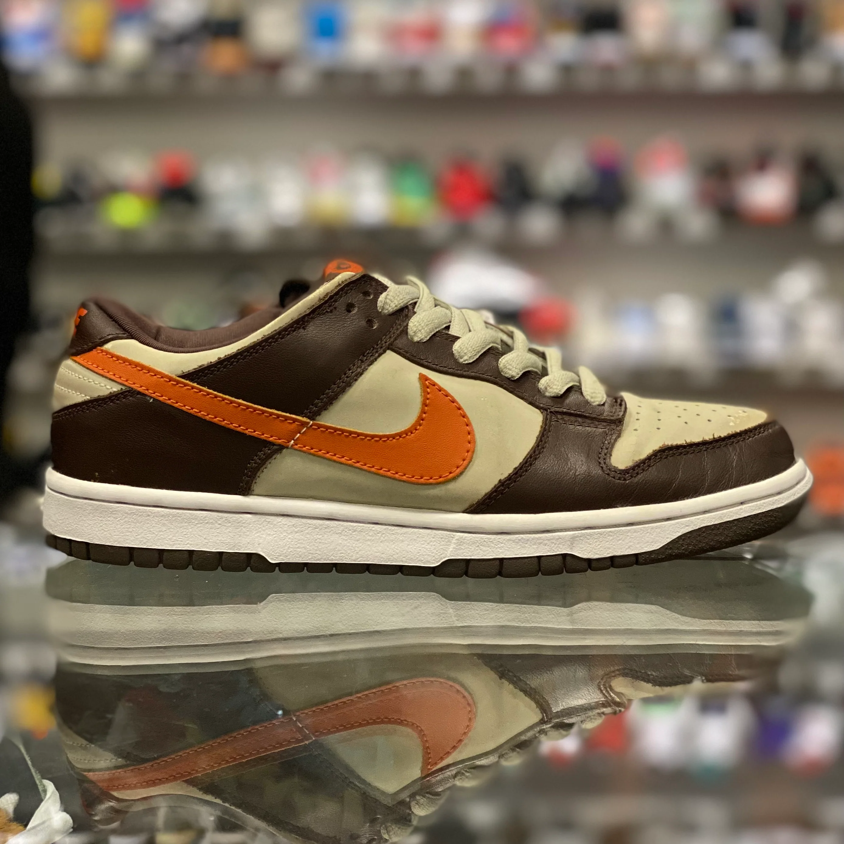 Dunk Low “Light Stone Mesa Orange” - Image 2