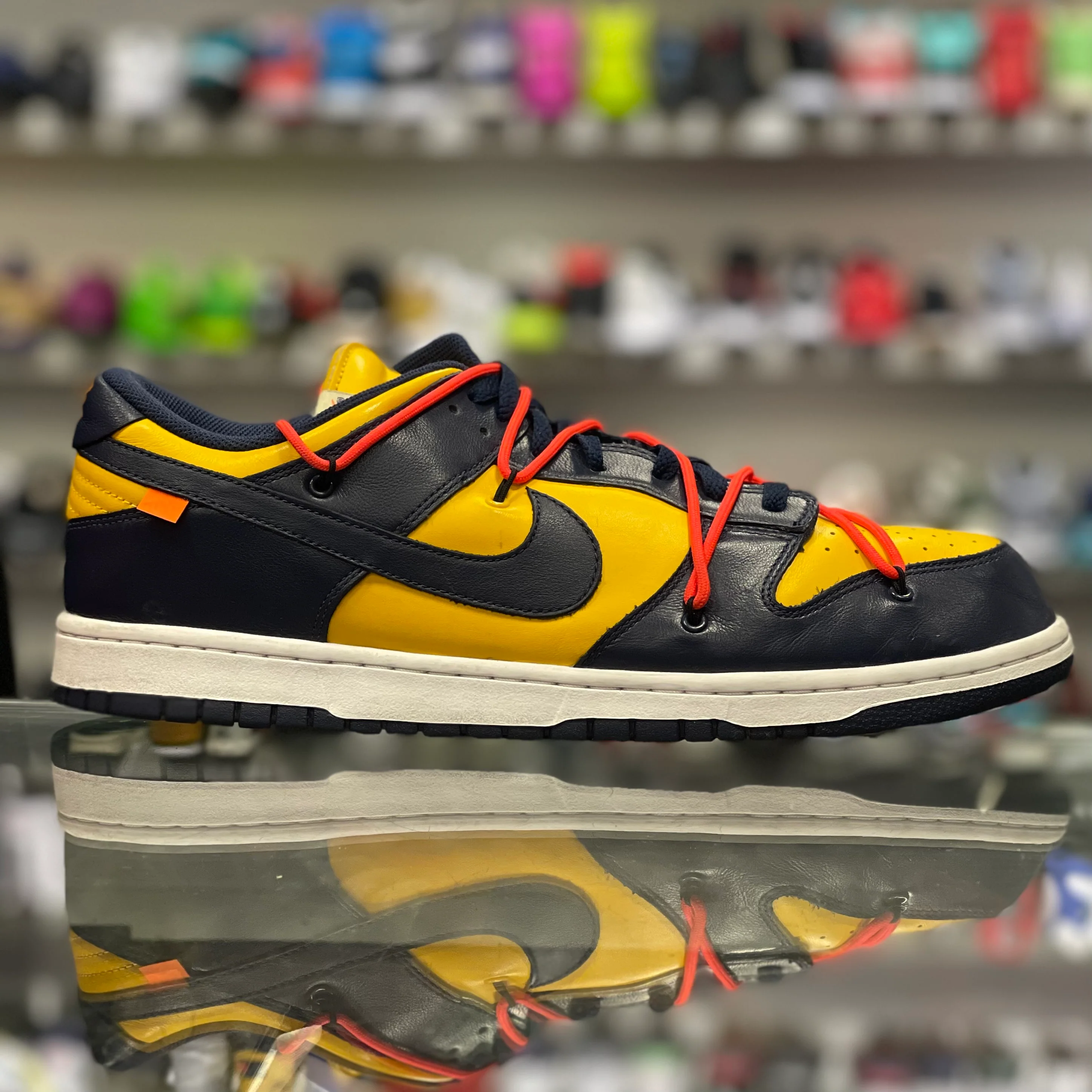 Dunk Low “Off White University Gold Midnight Navy” - Image 10