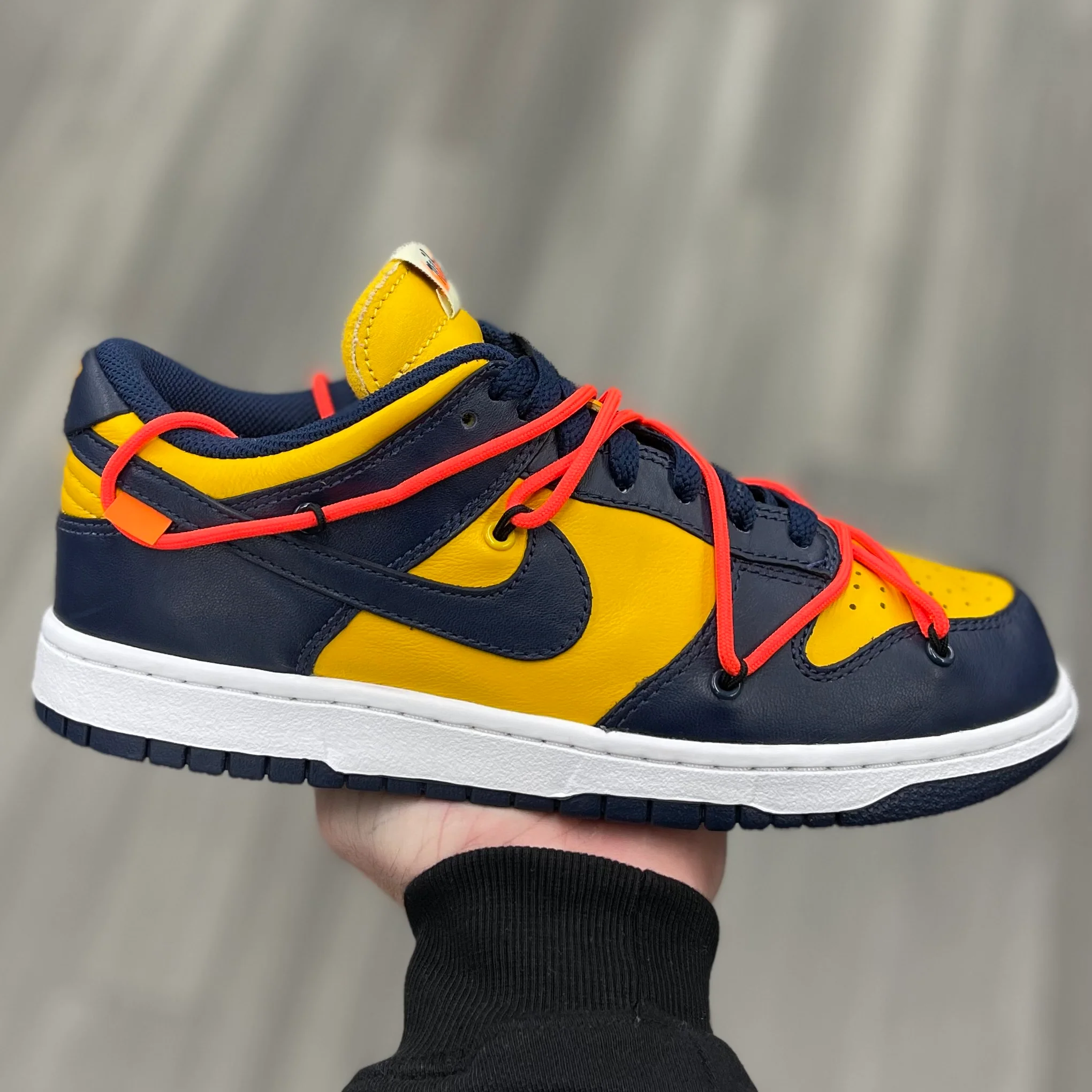 Dunk Low “Off White University Gold Midnight Navy” - Image 2