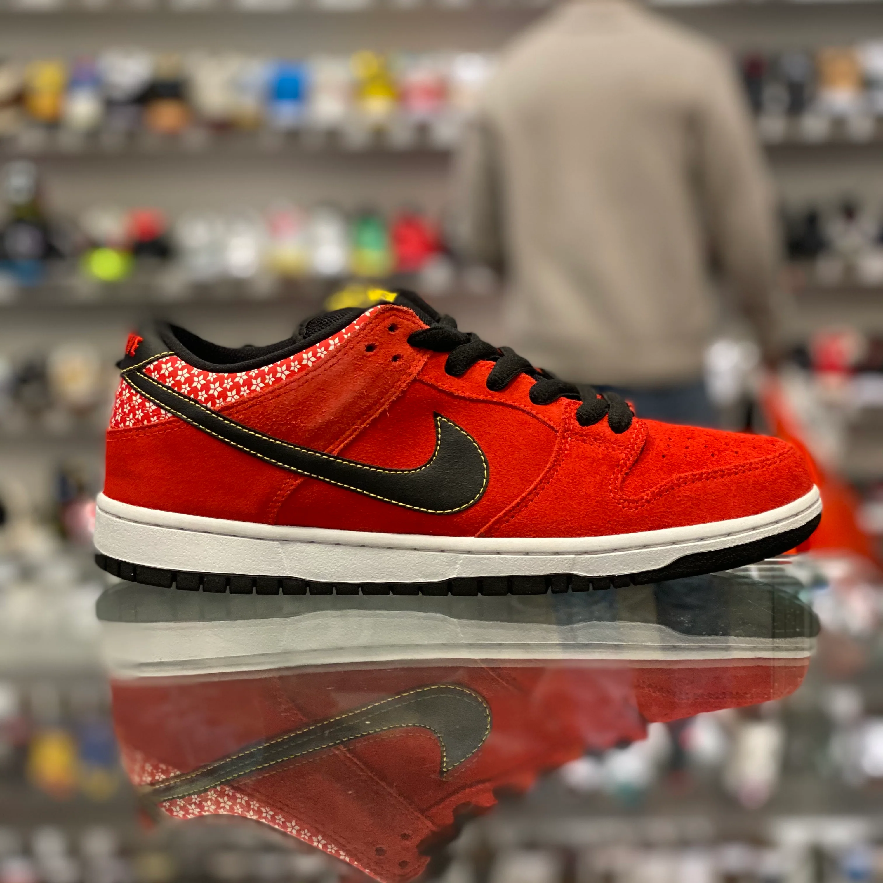 Dunk Low Sb “Red Firecracker” - Image 2