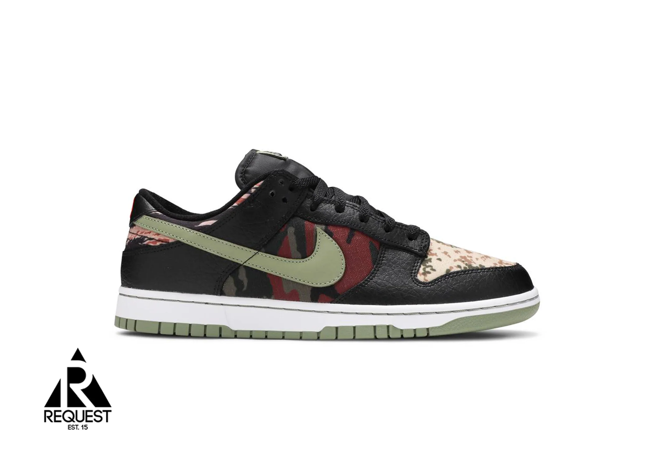 Dunk Low SE “Crazy Camo”