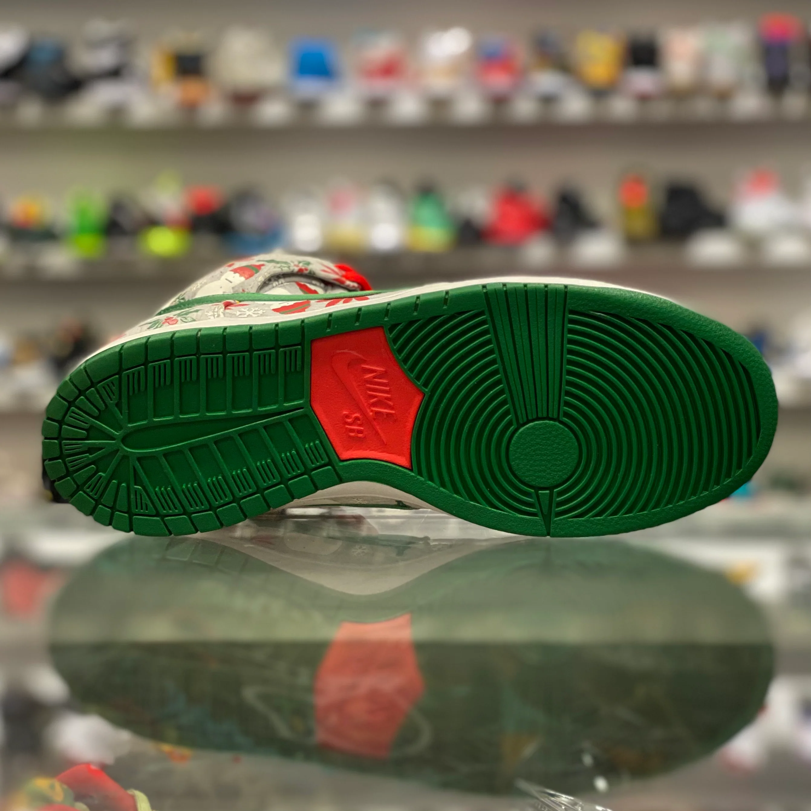 Dunk SB High “Ugly Christmas Sweater Grey” - Image 2