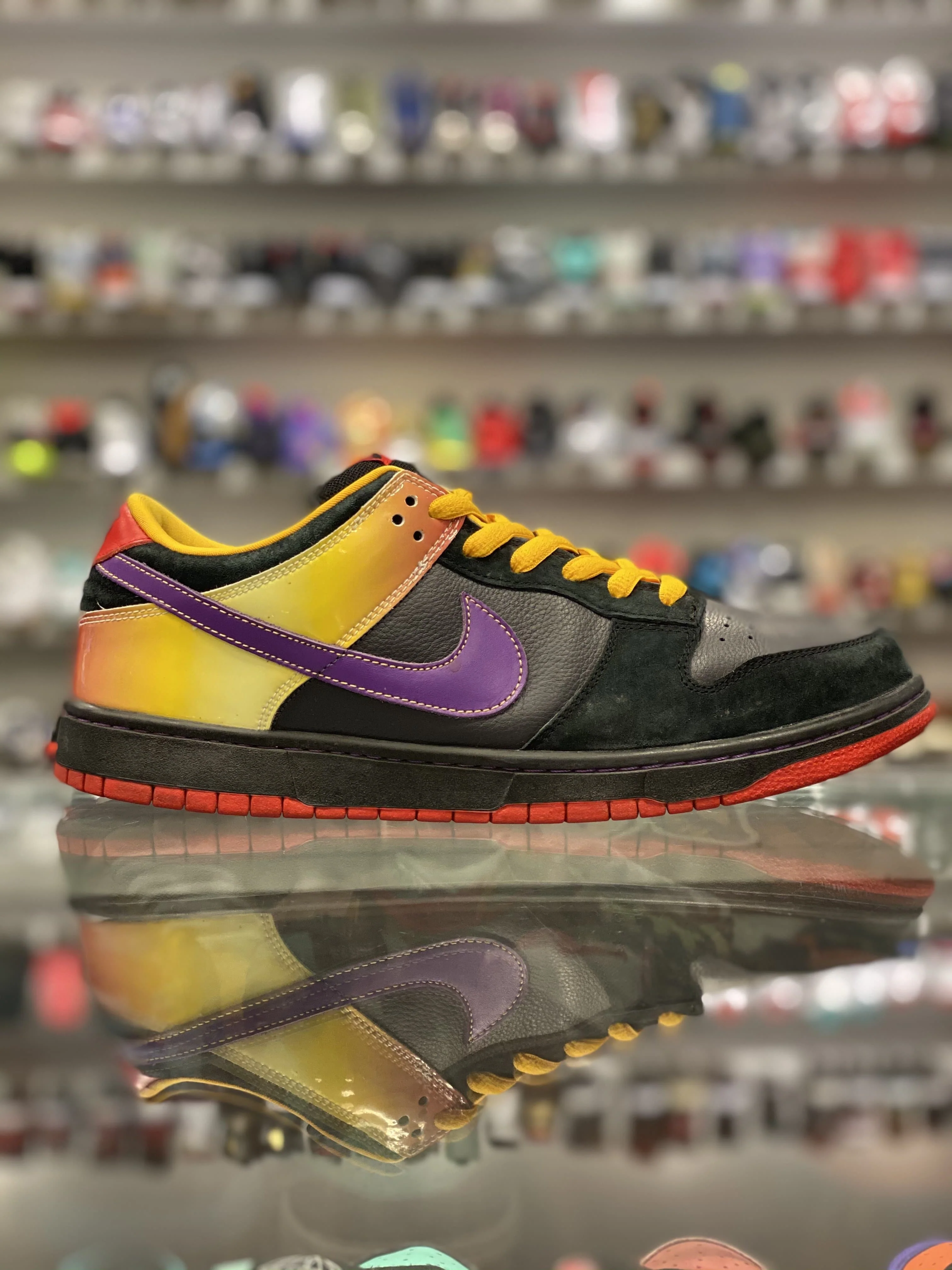Dunk SB Low “Appetite For Destruction” - Image 2