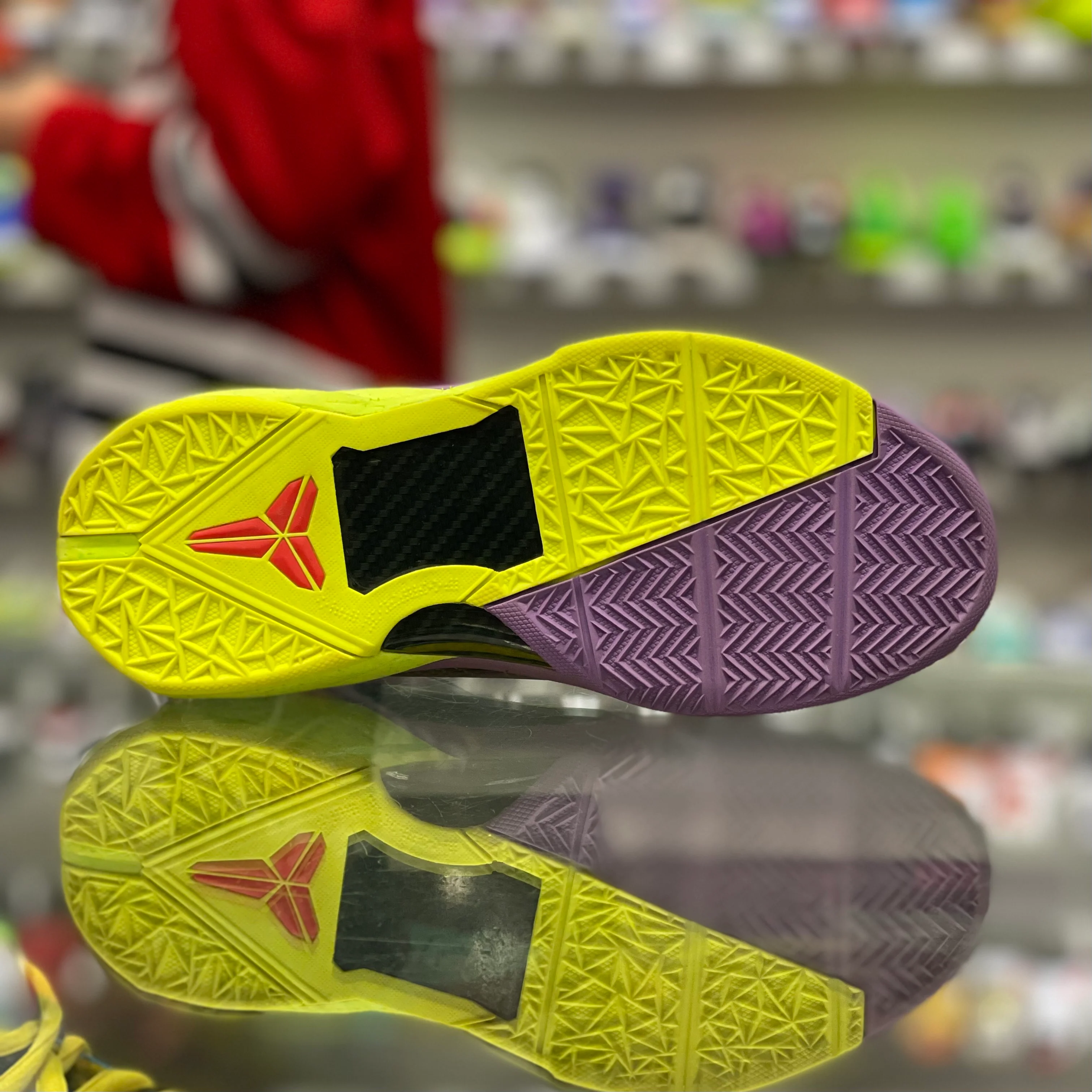 Kobe 7 “Christmas” - Image 3