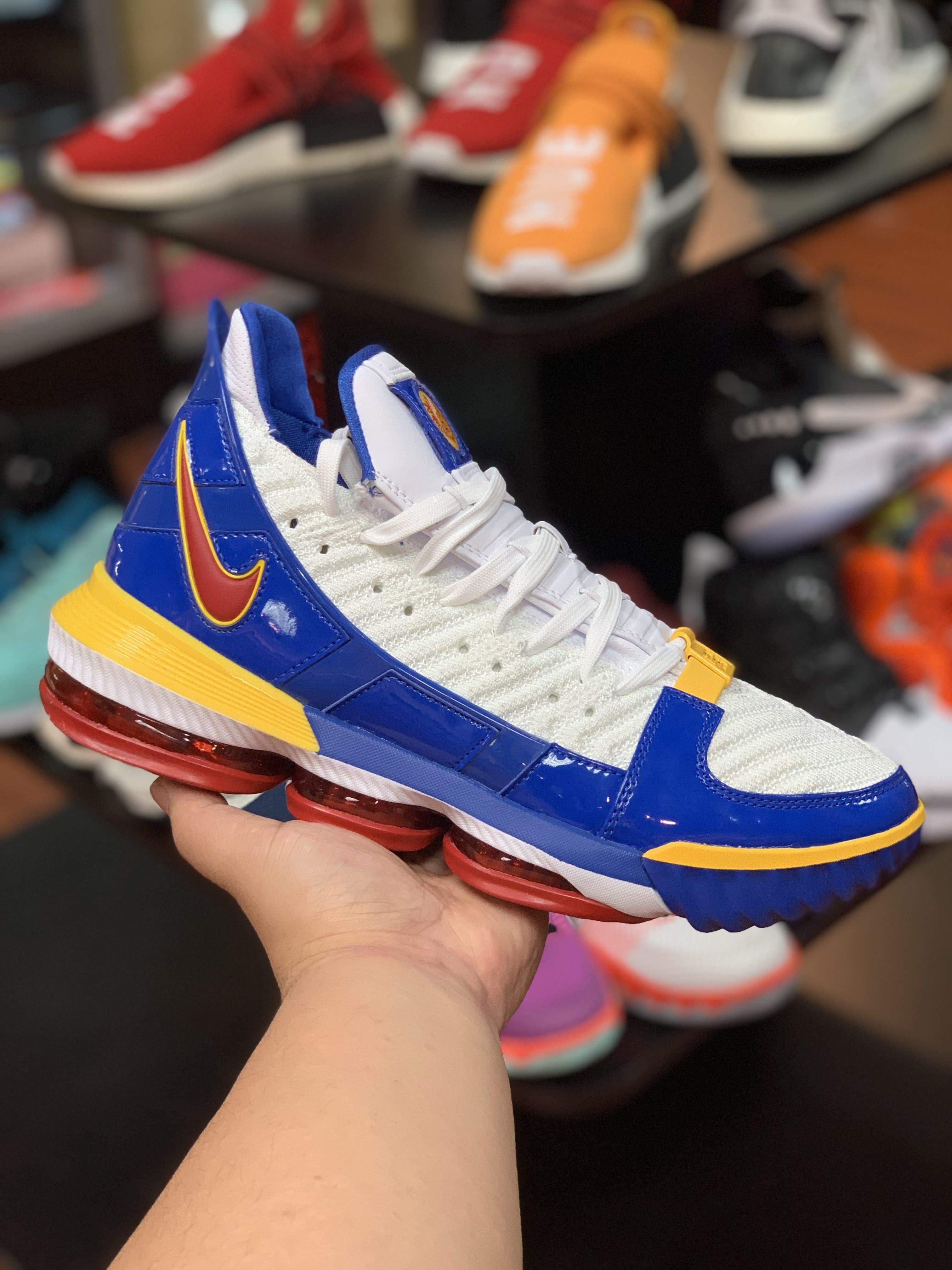 LeBron 16 “Superman SuperBron” - Image 2