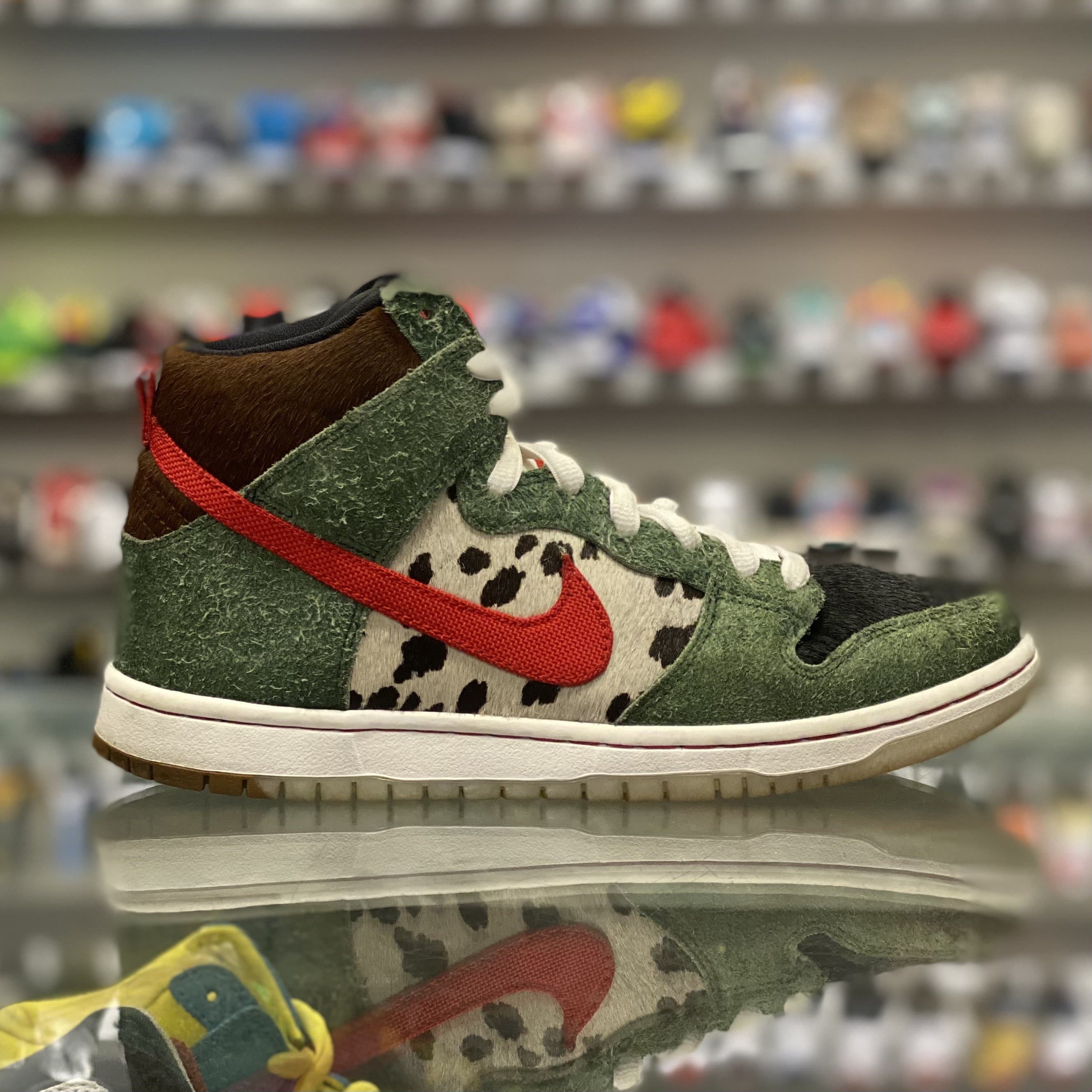 SB Dunk High “Dog Walker” - Image 10