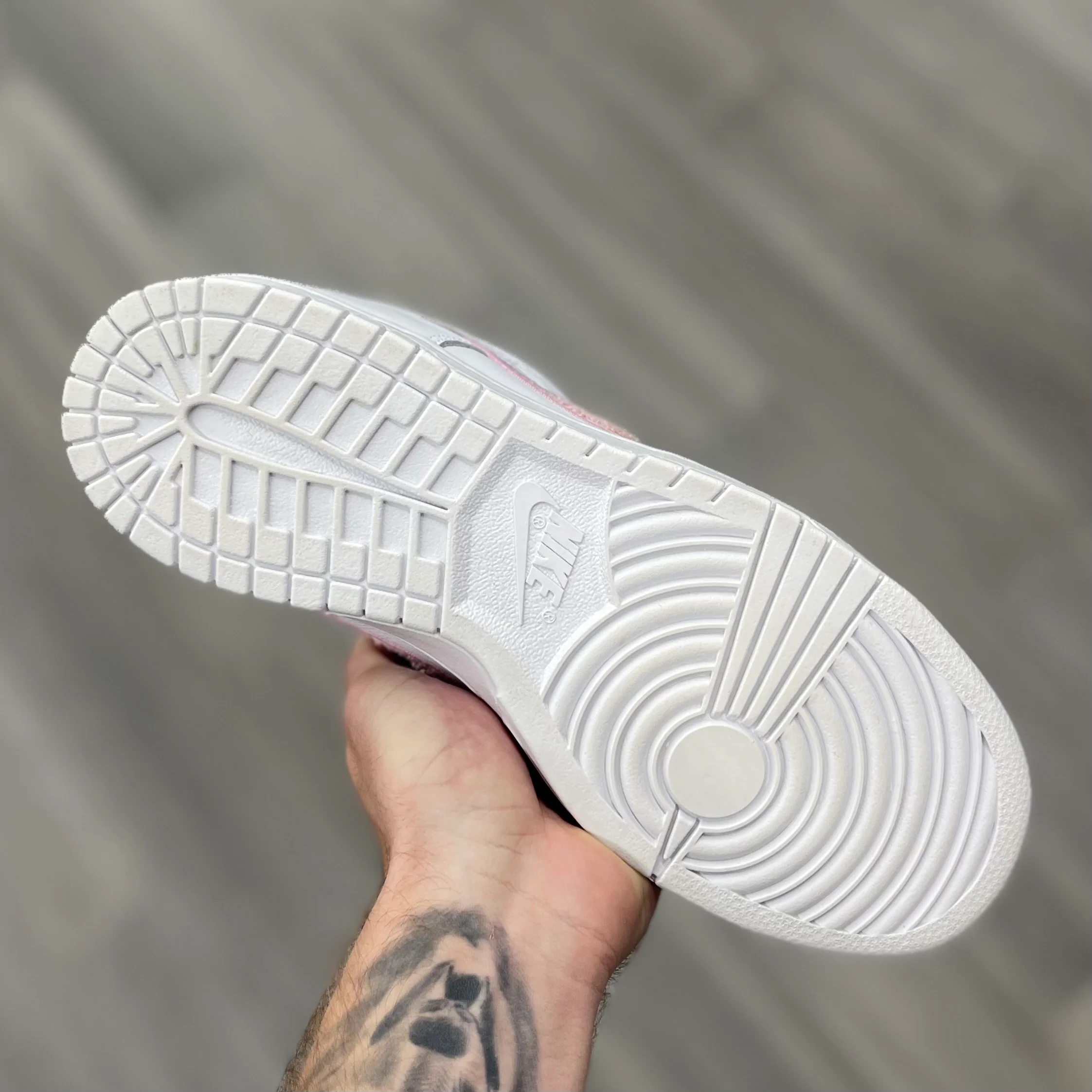 SB Dunk Low OG QS “Parra” - Image 3