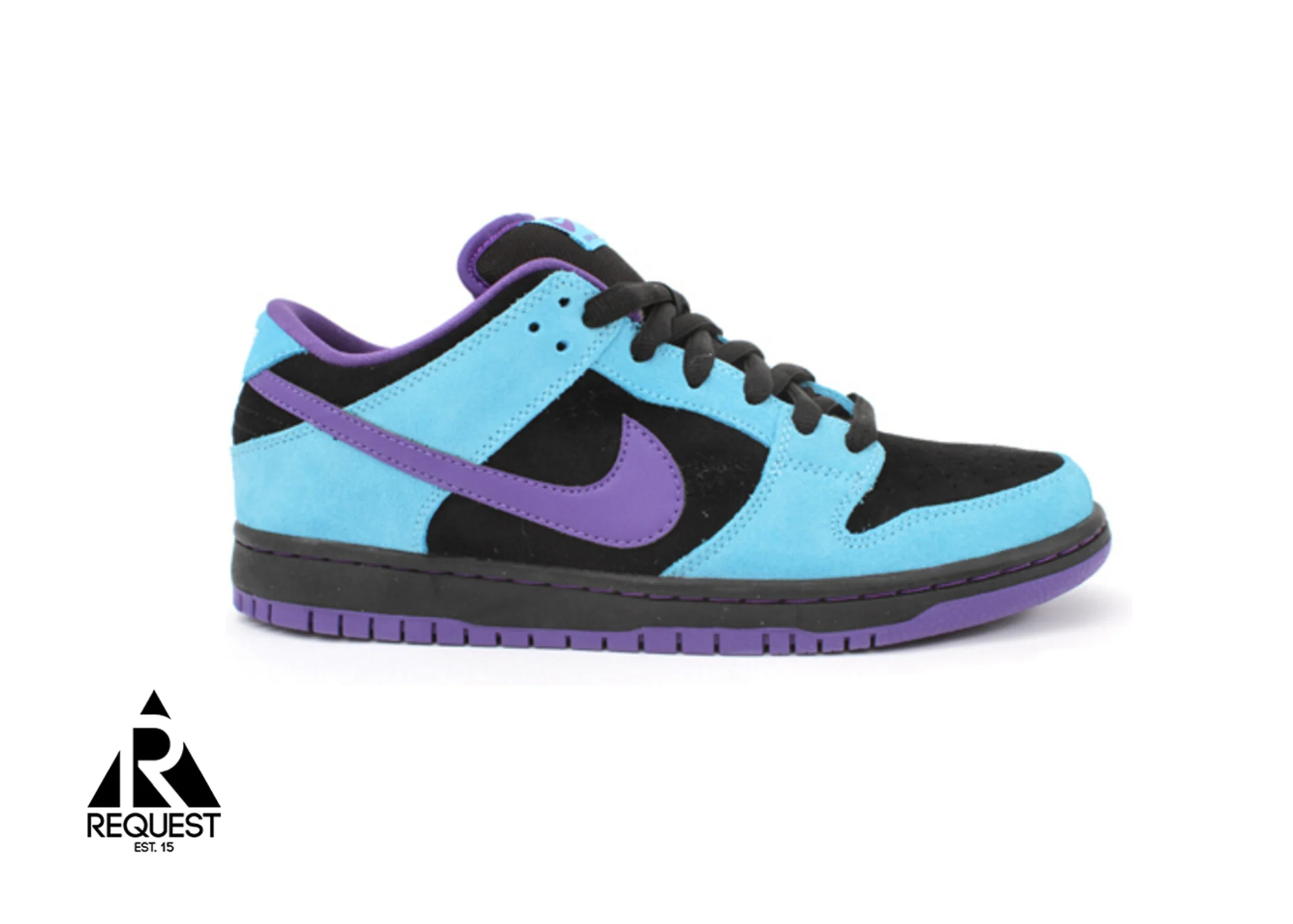 SB Dunk Low “Skeletor”