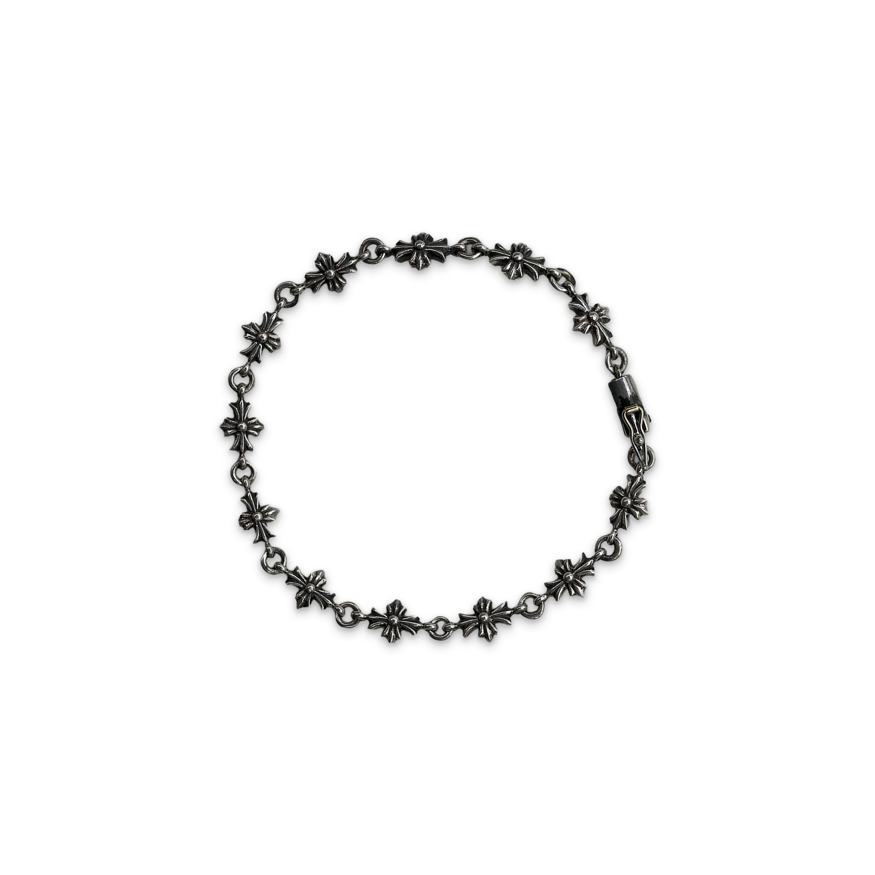 Tiny E 12 Link Bracelet
