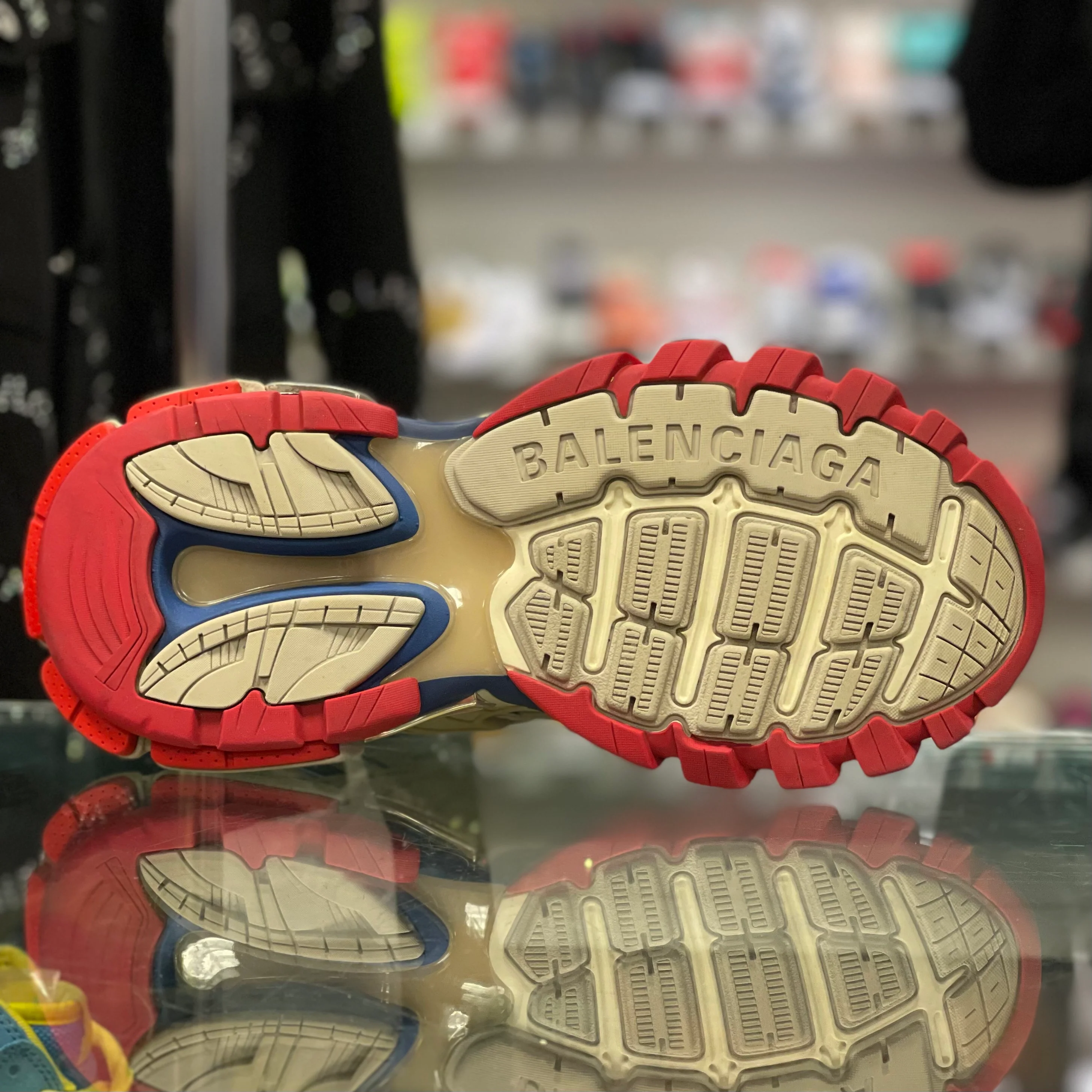 Track 2.0 “Blue Red” - Image 6