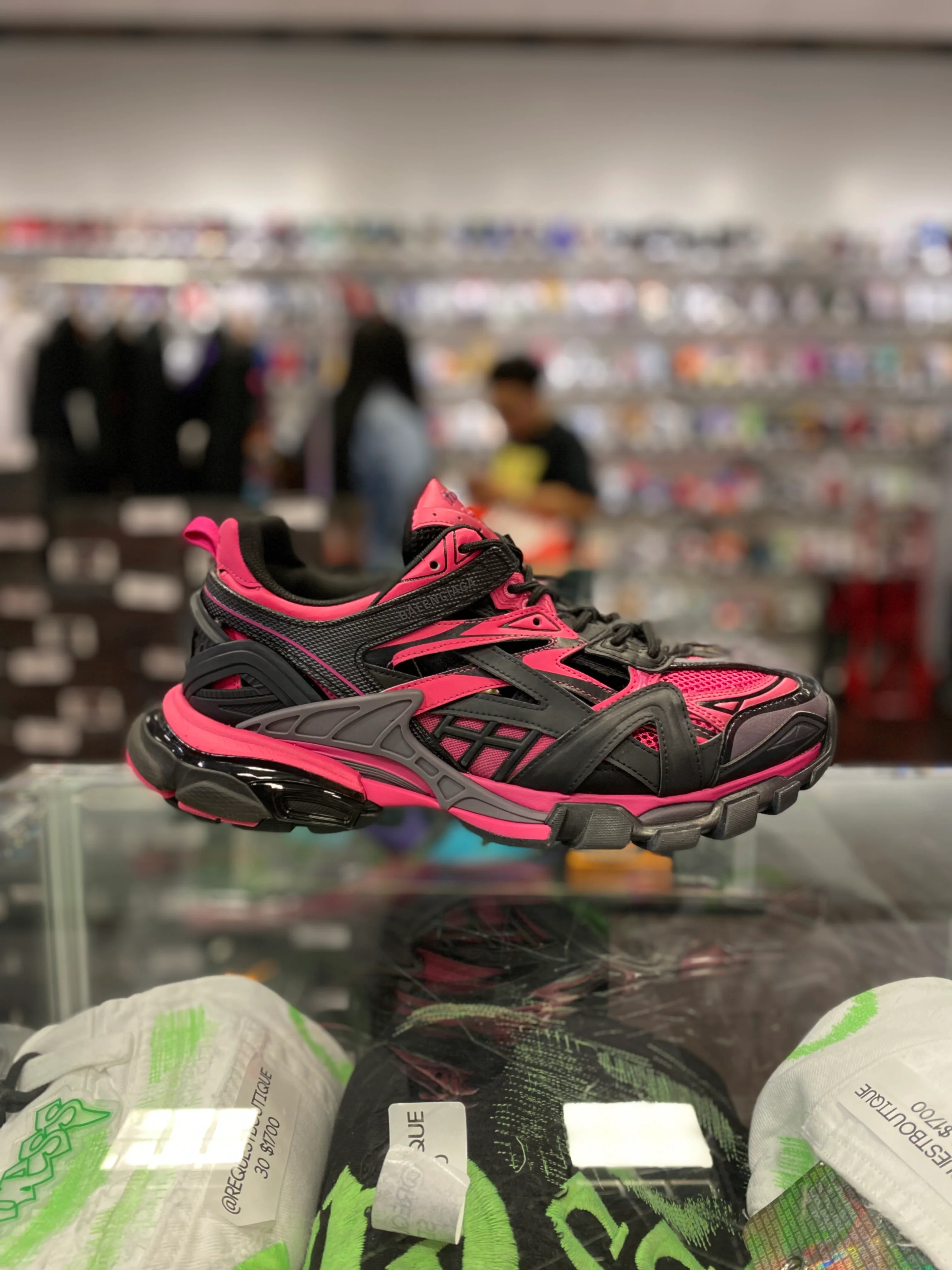 Track 2.0 “Pink Black” - Image 4