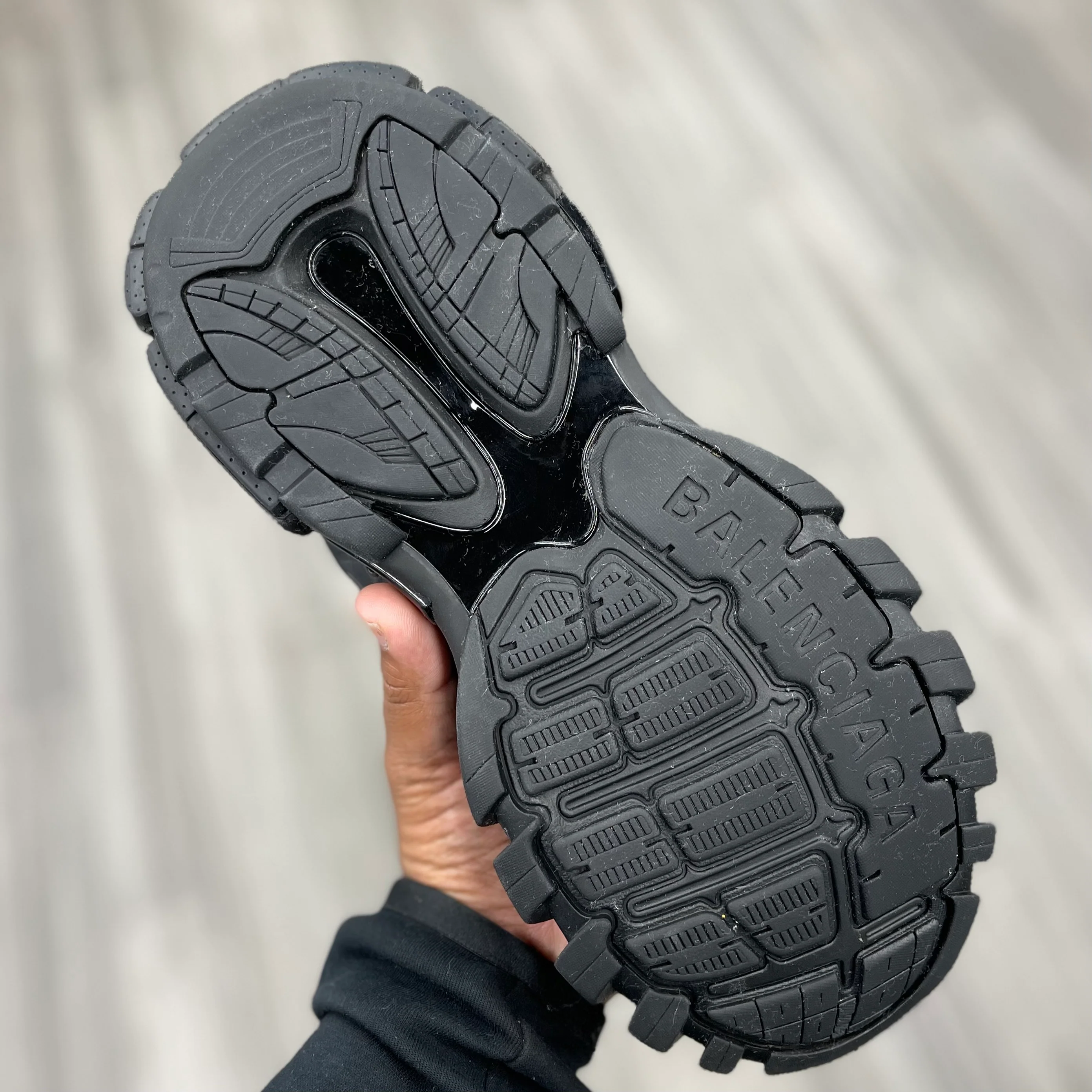 Track Runner “Triple Black” - Image 3