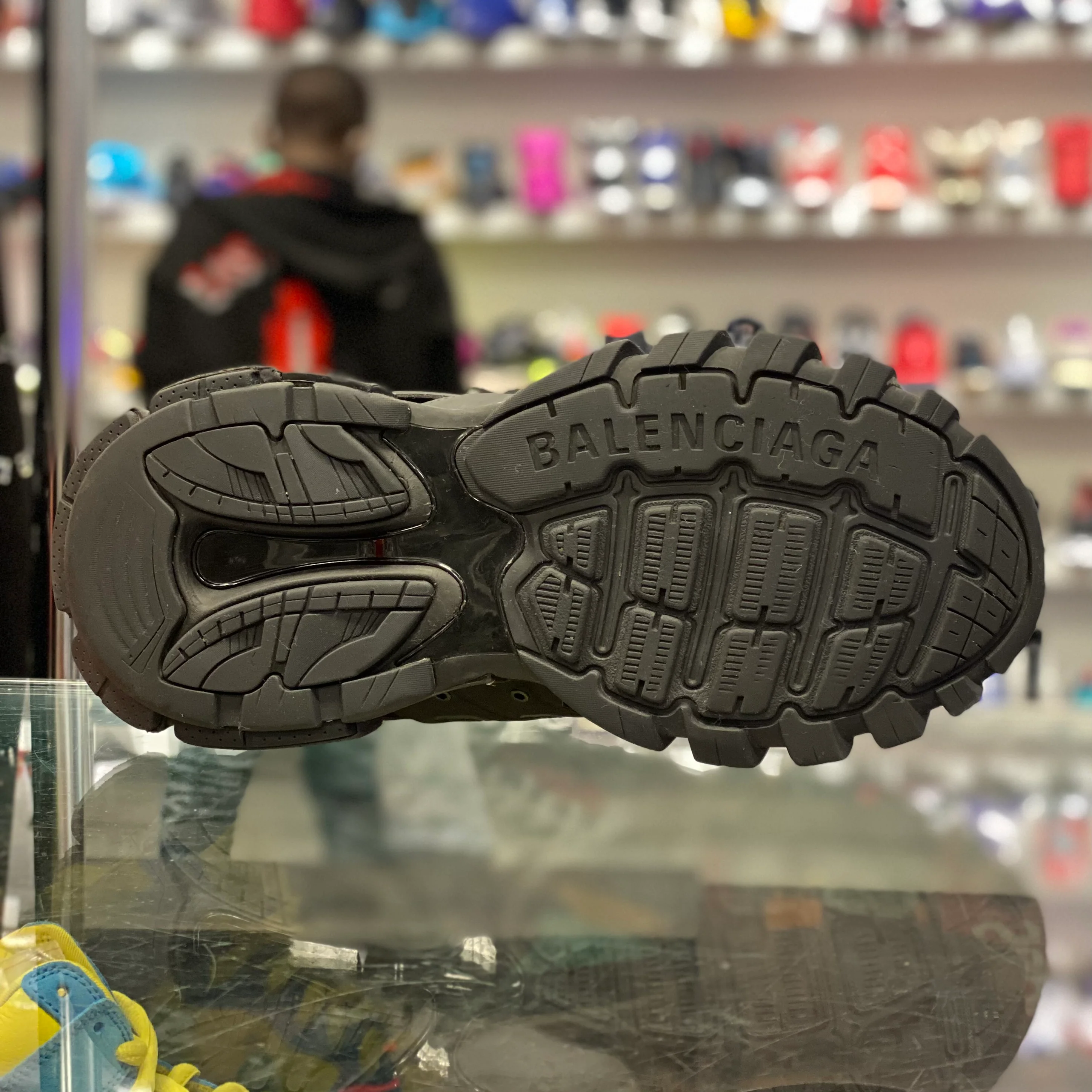 Track Runner “Triple Black” - Image 9