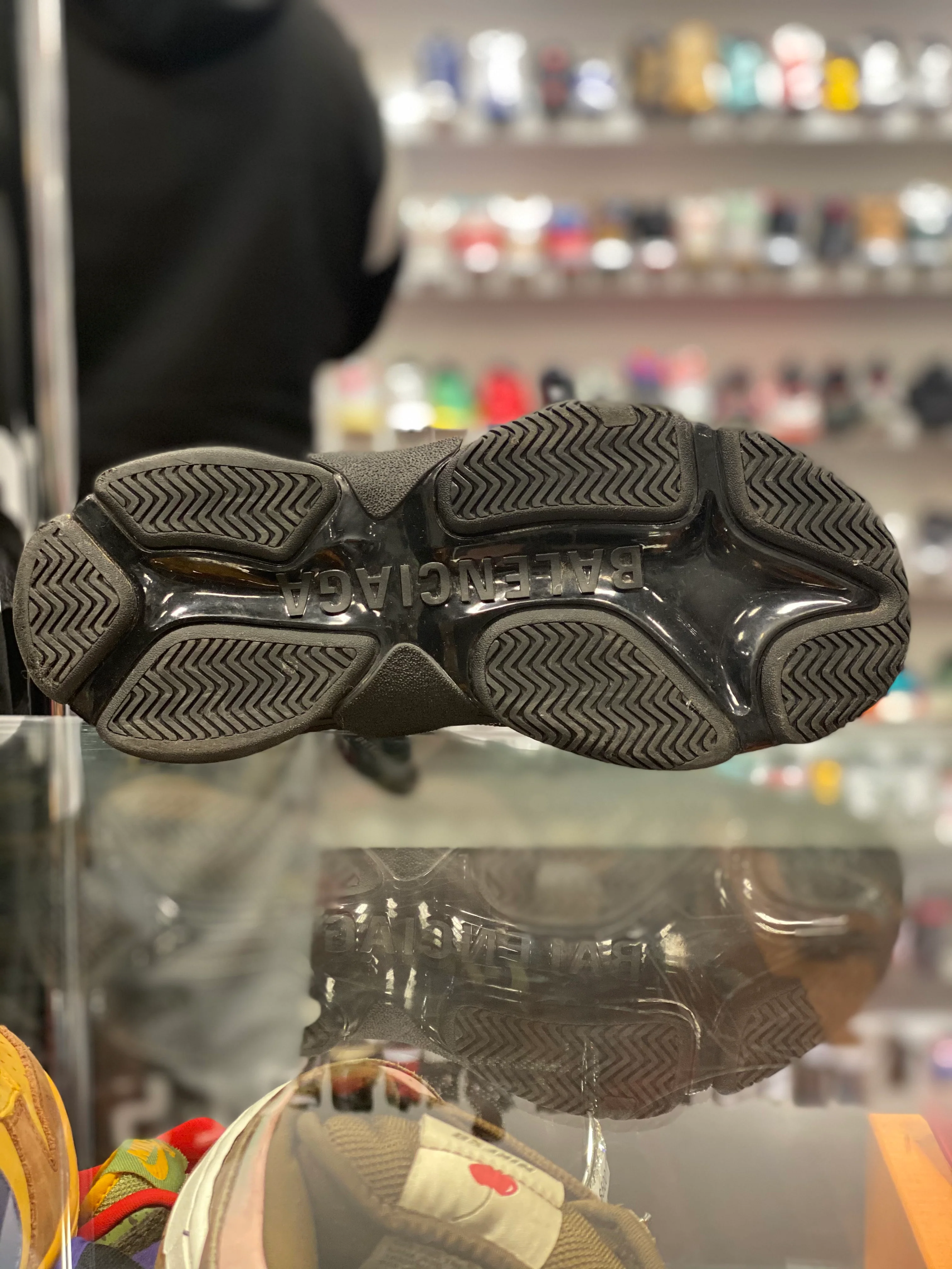 Triple S “Black All Over Logo” - Image 2